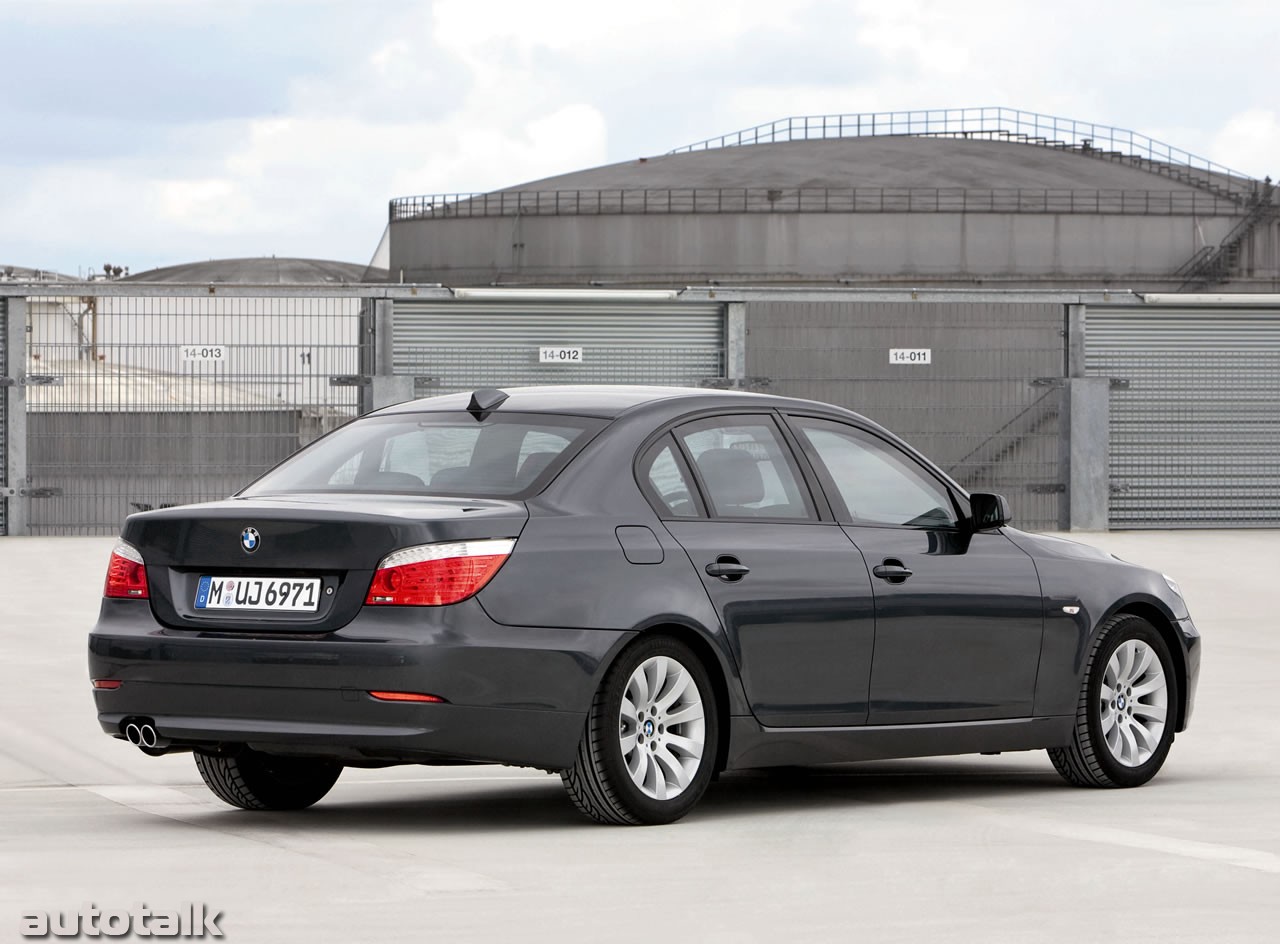 2009 BMW 5-series Security