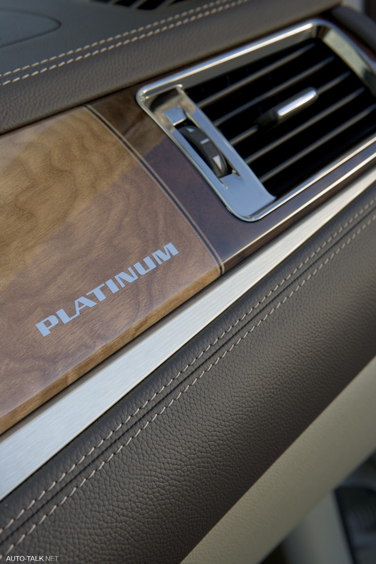 2009 Cadillac Escalade Platinum