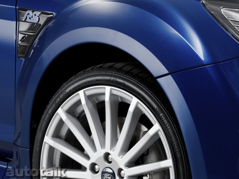 2009 Focus RS in Blue