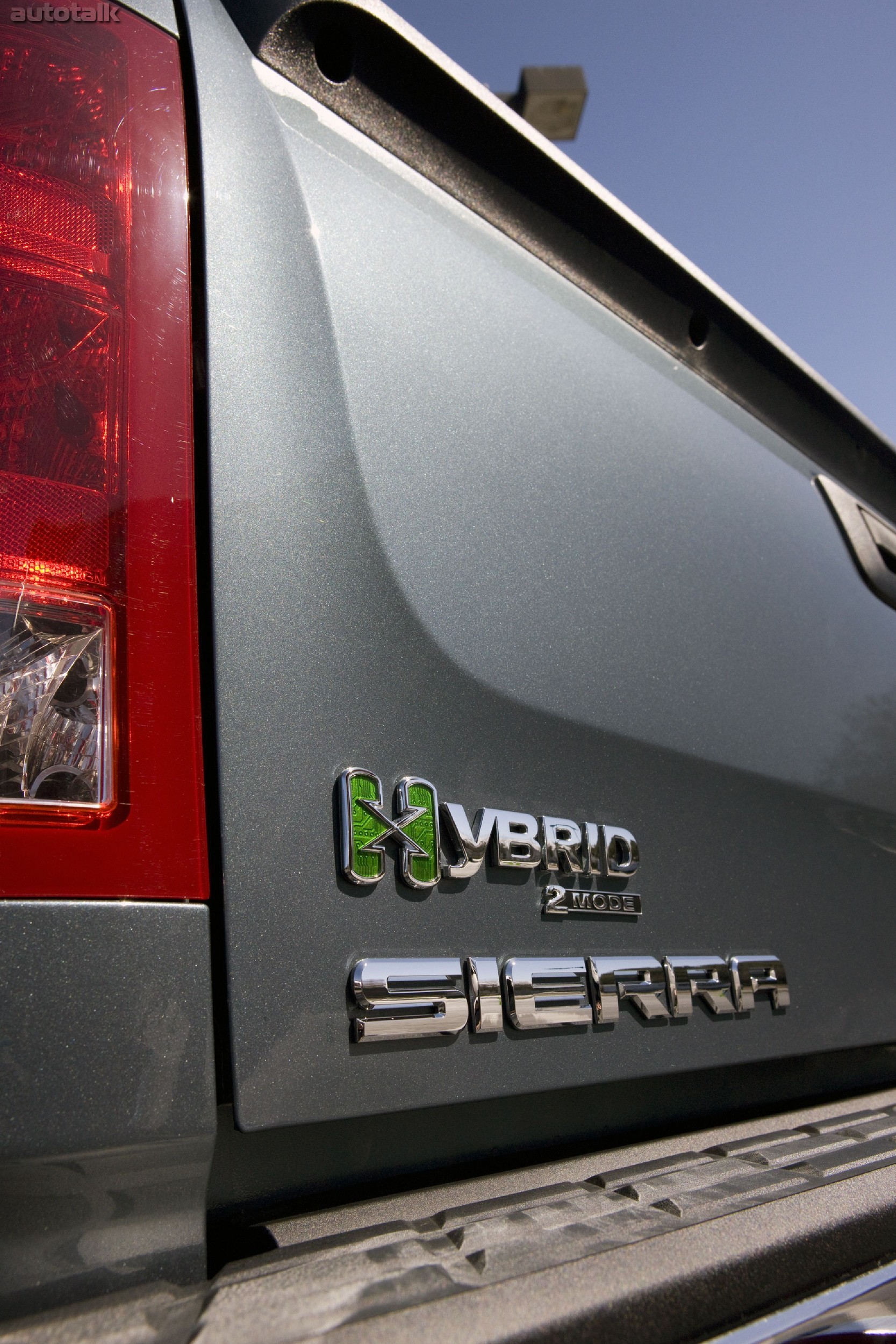 2009 GMC Sierra Hybrid