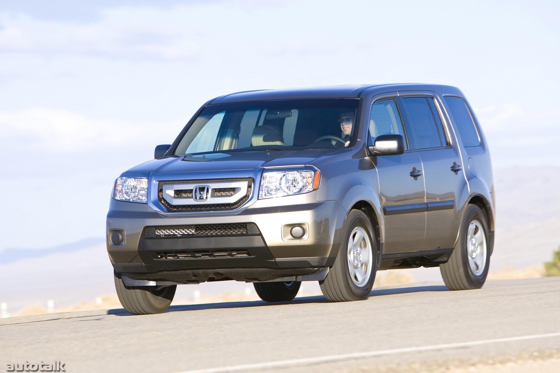 Тойота одиссей 2014. Honda pilot 5. Хонда одиссей 2015. Honda pilot (2015-н. Минивэн хонда одиссей.