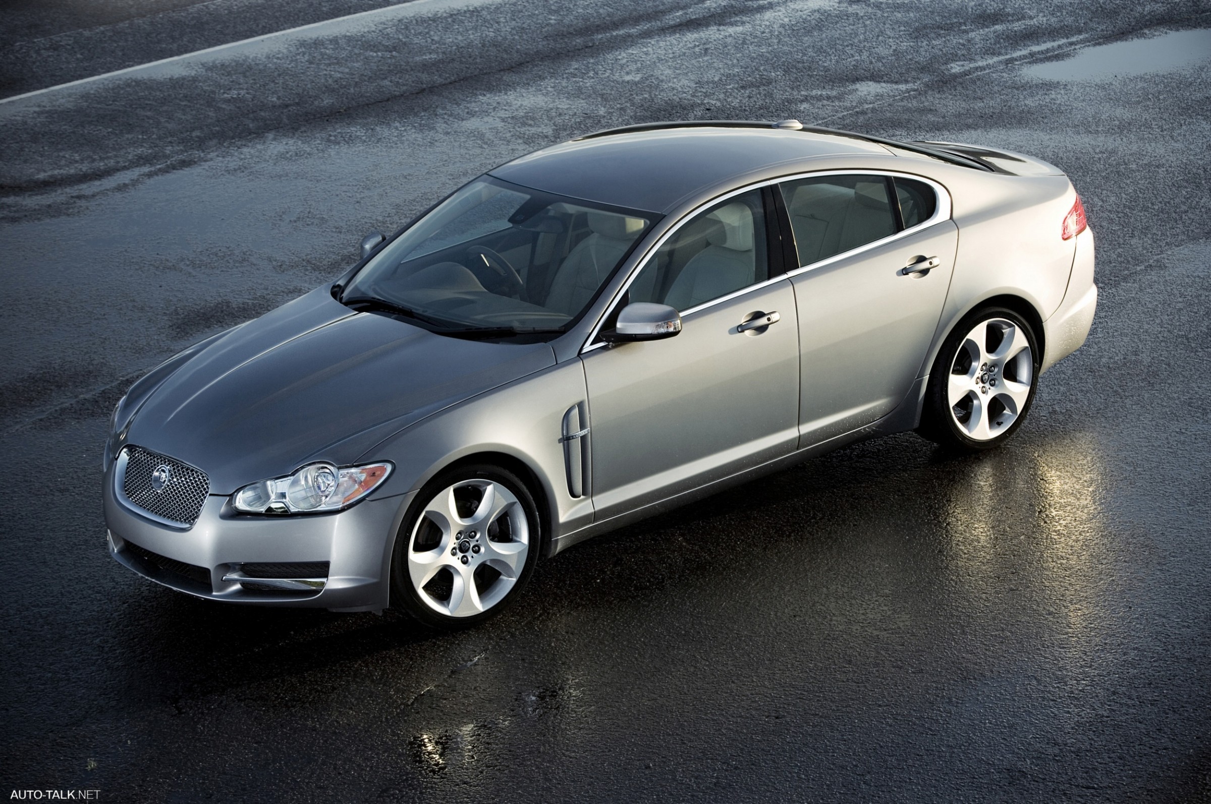 2009 Jaguar XF