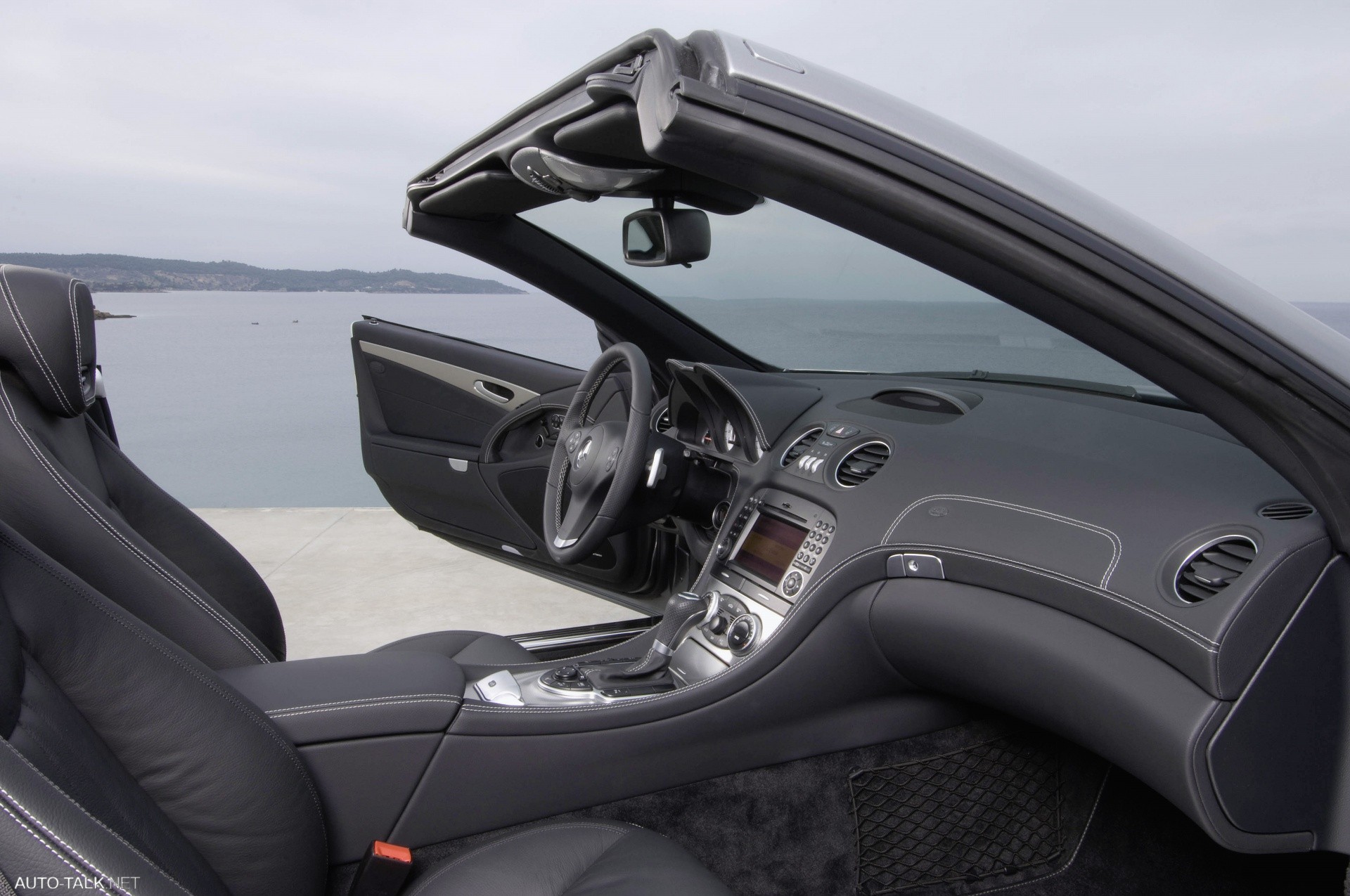 2009 Mercedes Benz SL