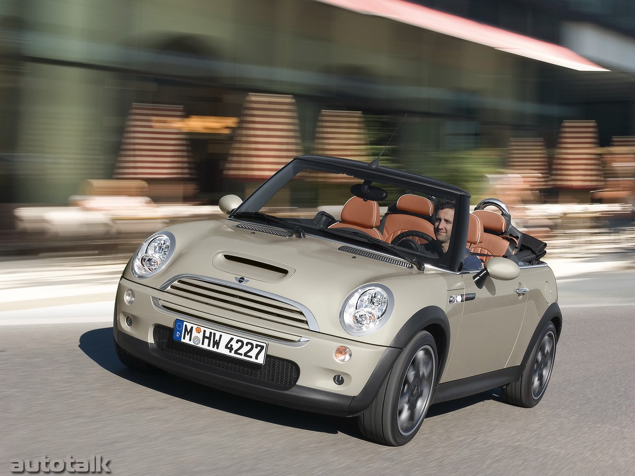 2009 MINI Cooper Convertible Sidewalk