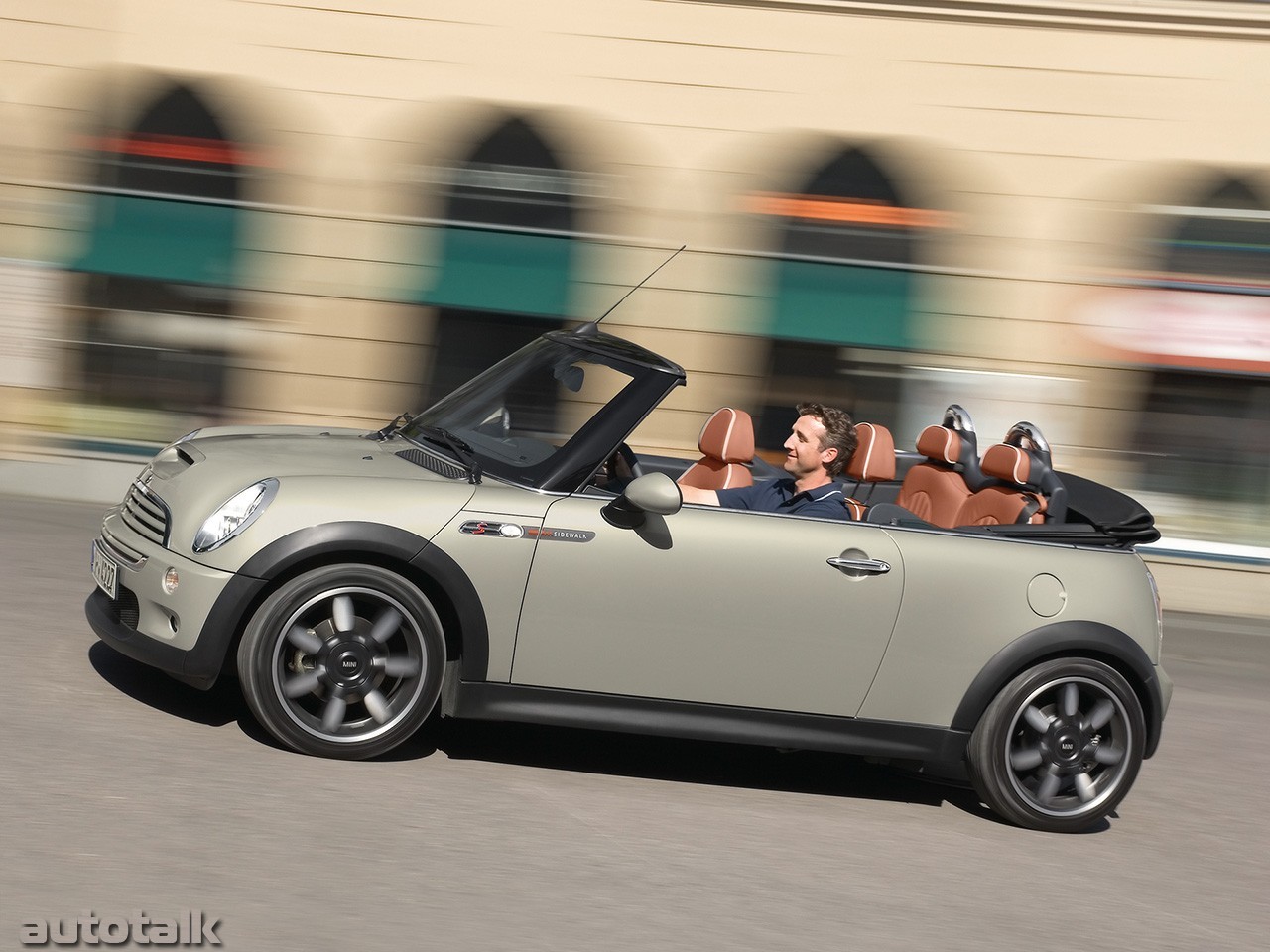 2009 MINI Cooper Convertible Sidewalk