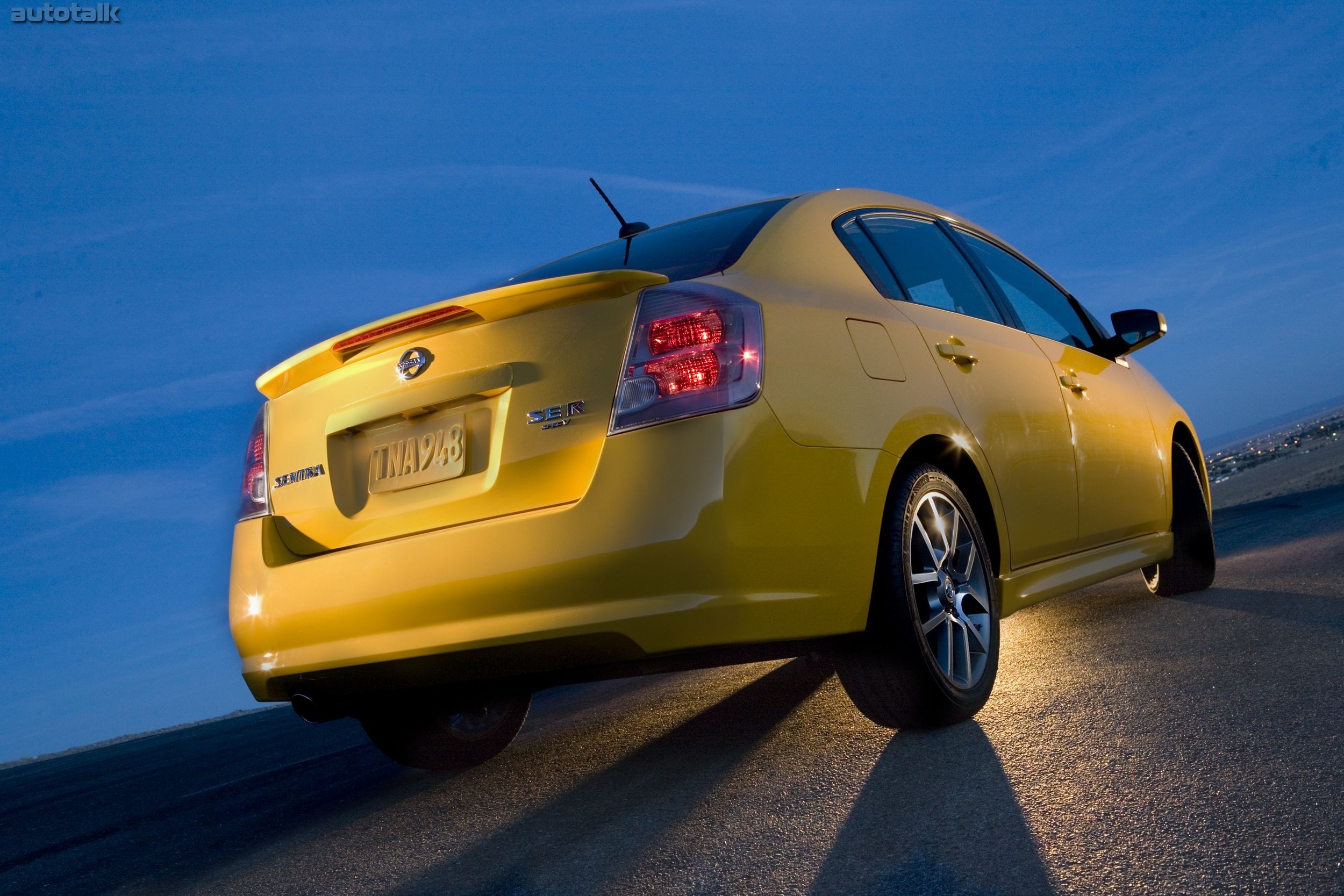 2009 Nissan Sentra SE-R