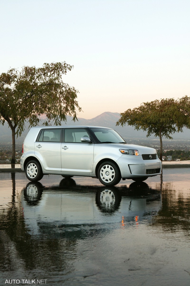 2009 Scion xB