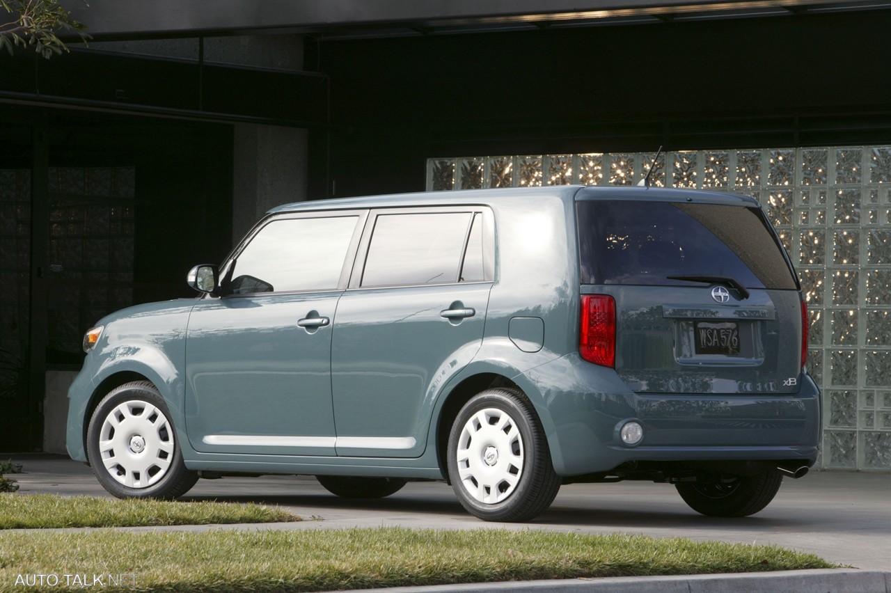 2009 Scion xB