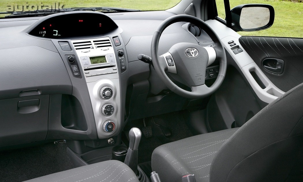 2009 Toyota Yaris 5-door Liftback