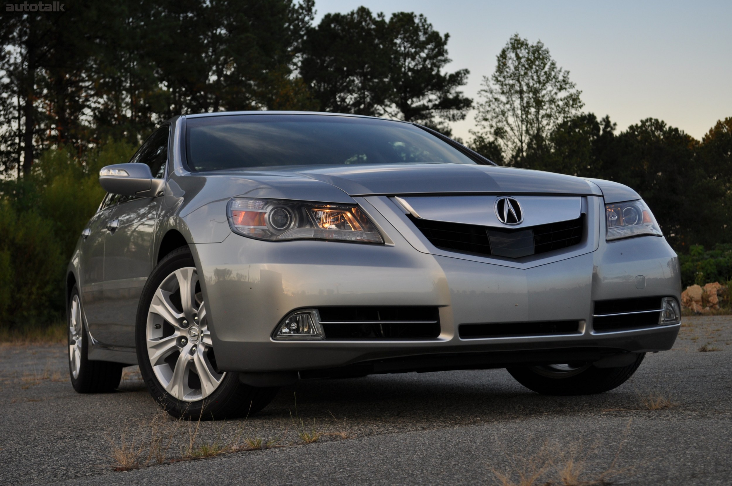 2010 Acura RL Review