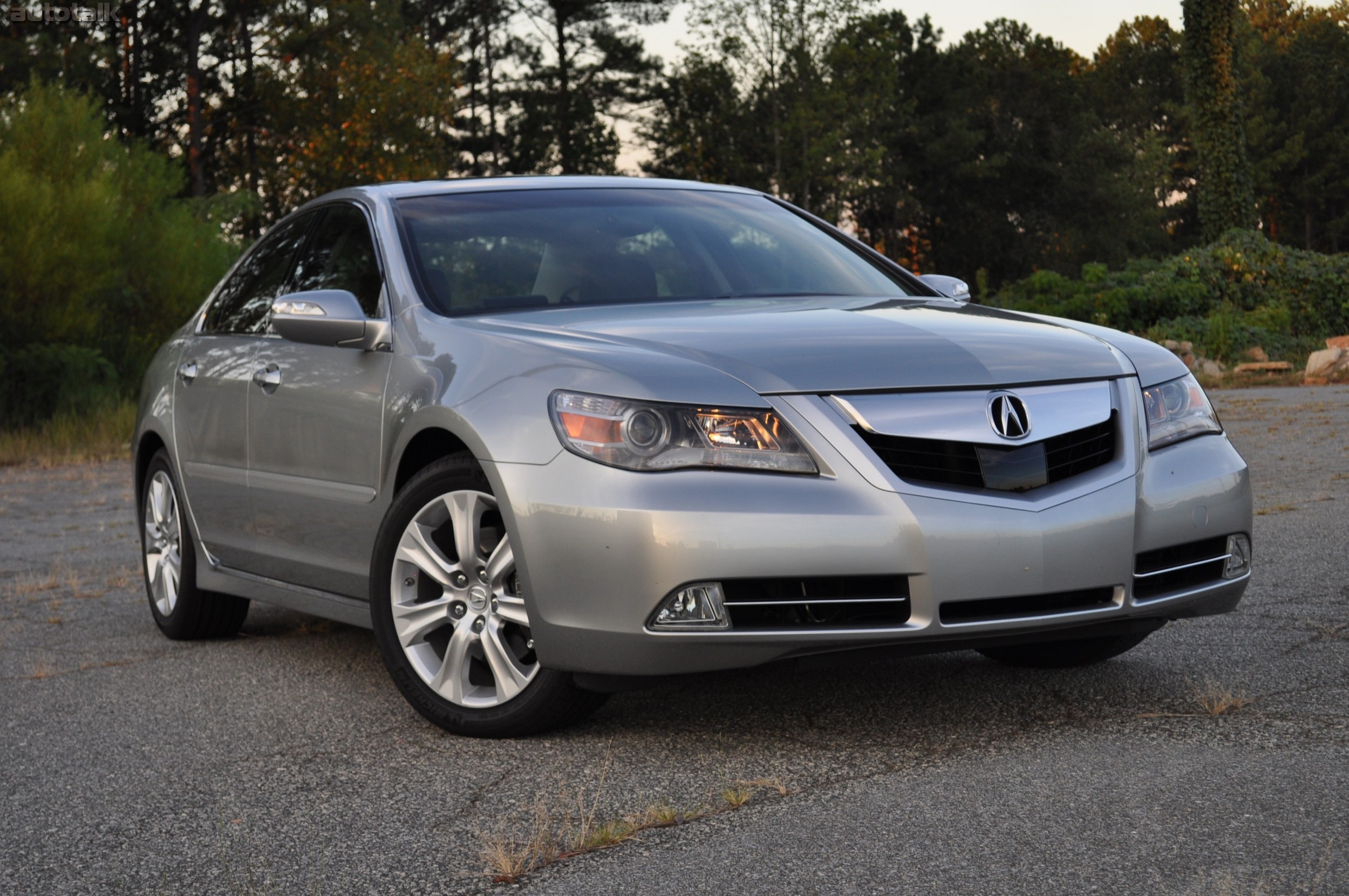 2010 Acura RL Review