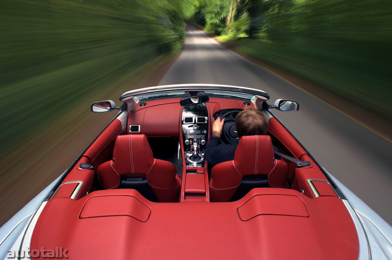 2010 Aston Martin DBS Volante