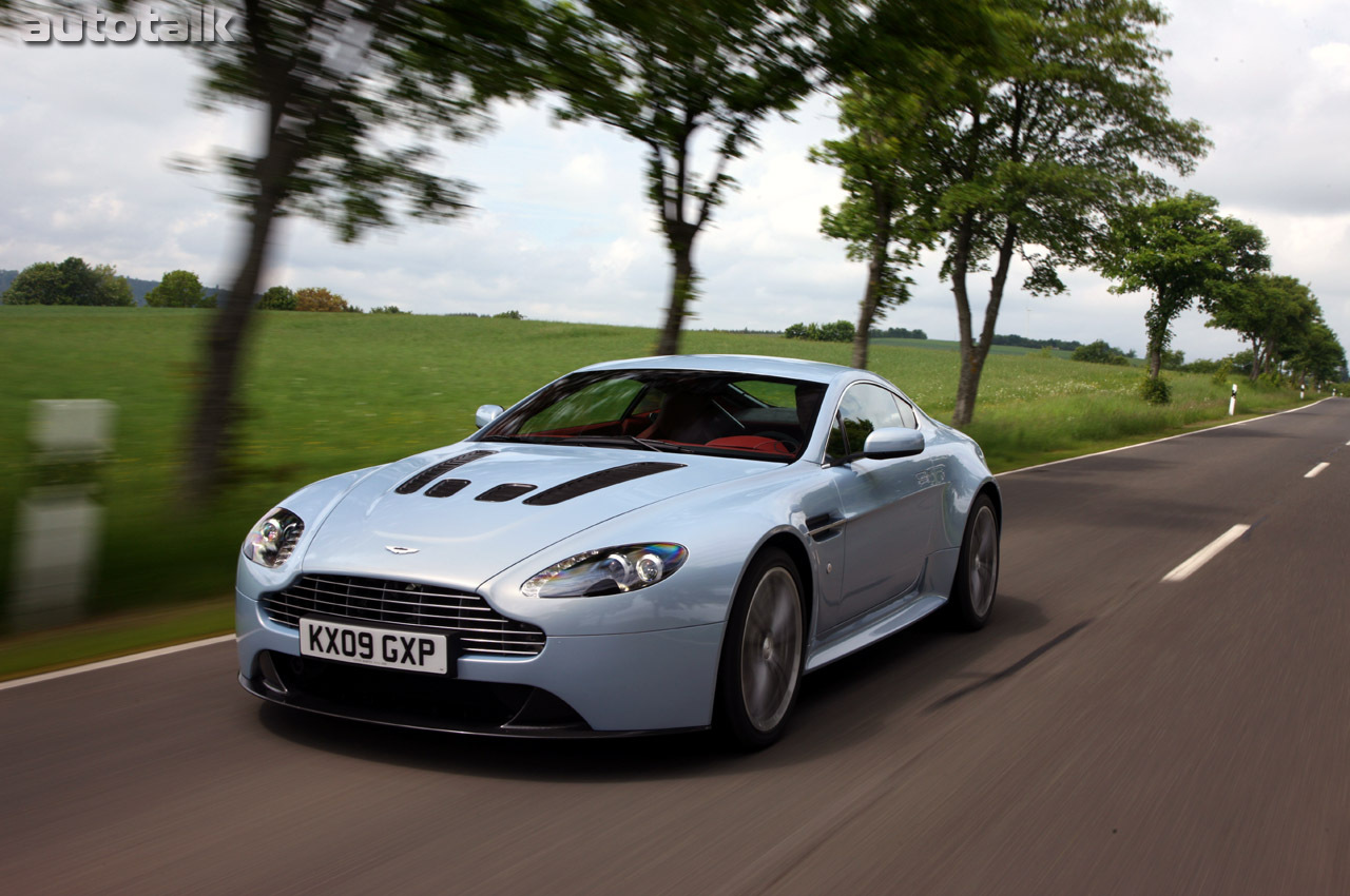 2010 Aston Martin V12 Vantage
