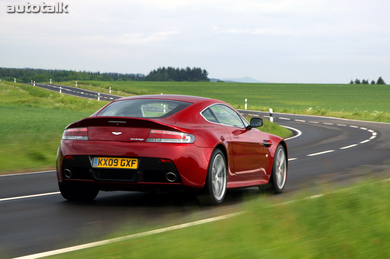 2010 Aston Martin V12 Vantage