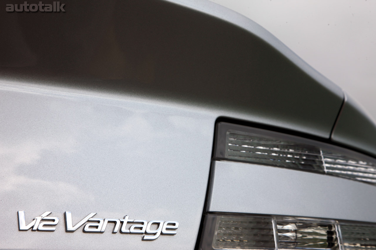 2010 Aston Martin V12 Vantage