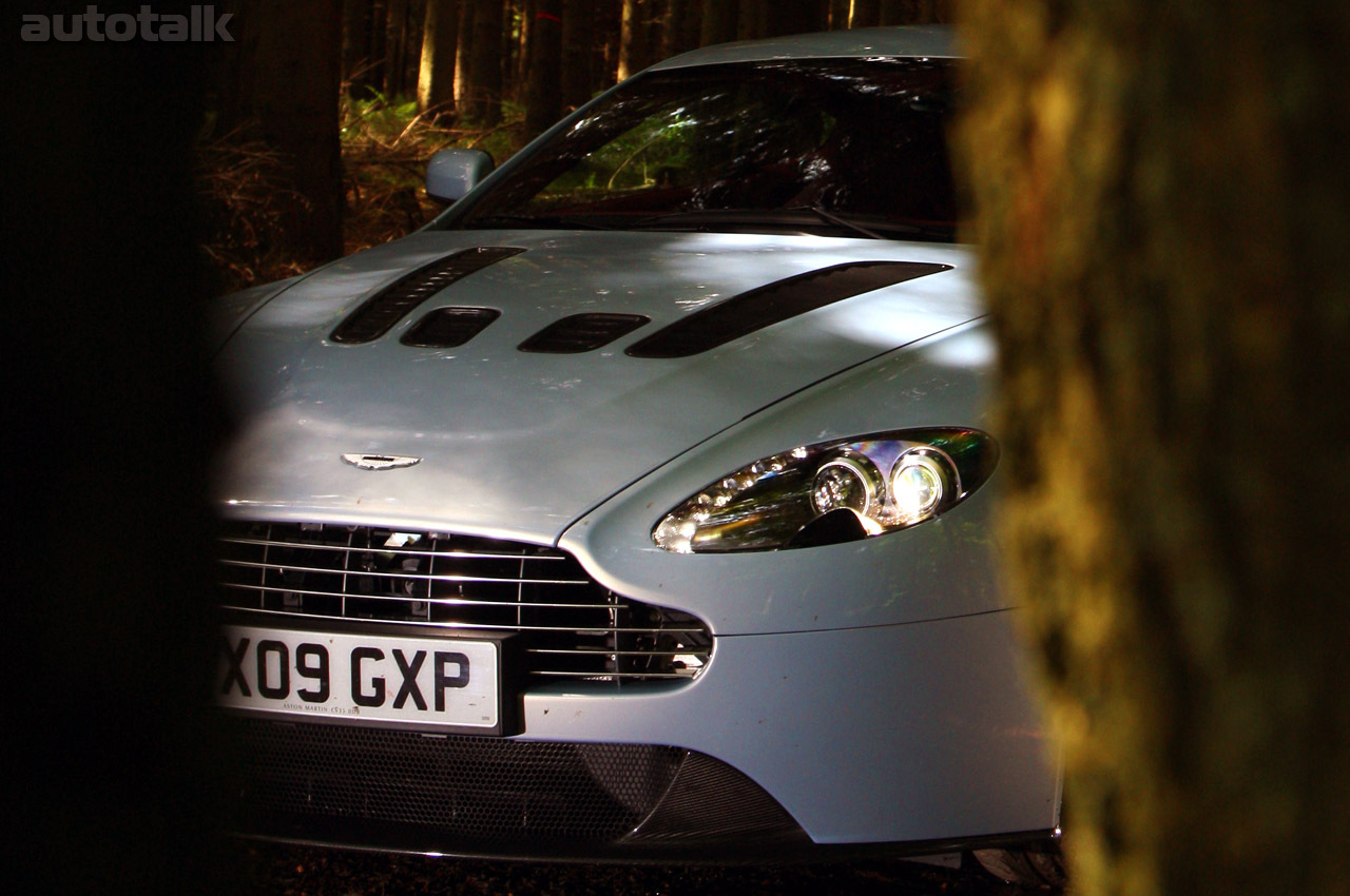 2010 Aston Martin V12 Vantage
