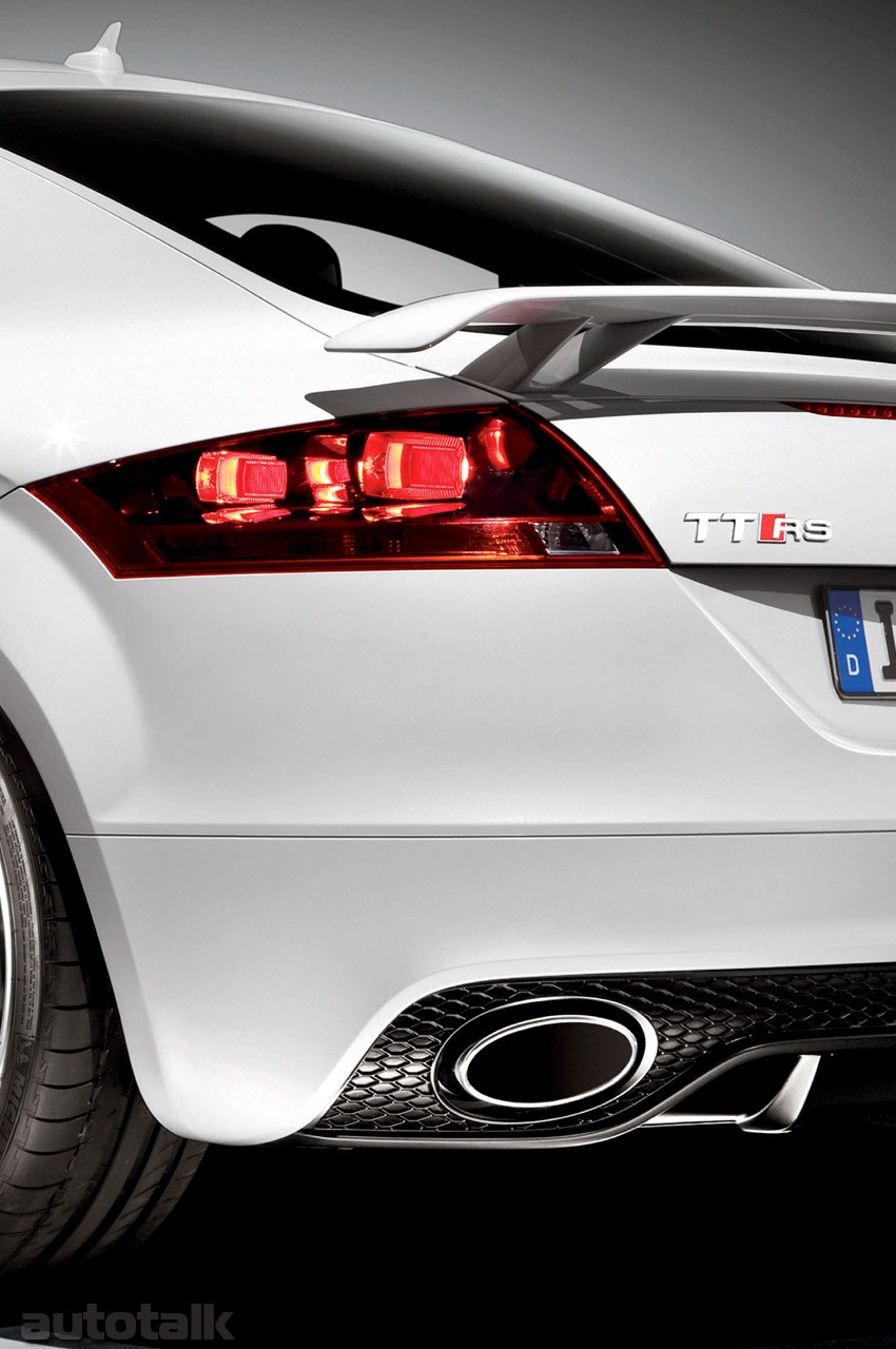 2010 Audi TT RS