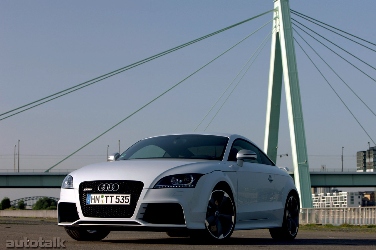 2010 Audi TT RS