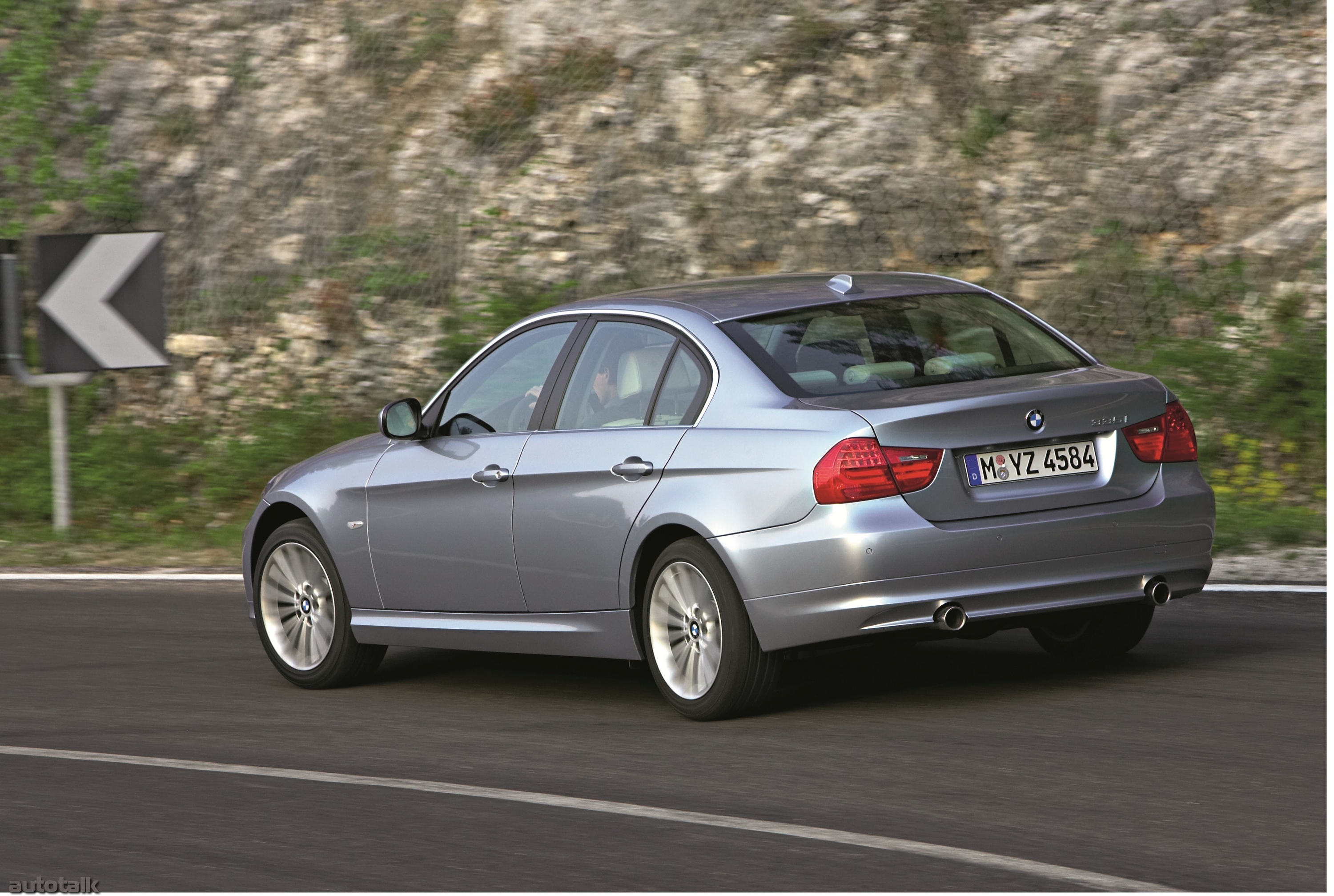 2010 BMW 3 Series Sedan
