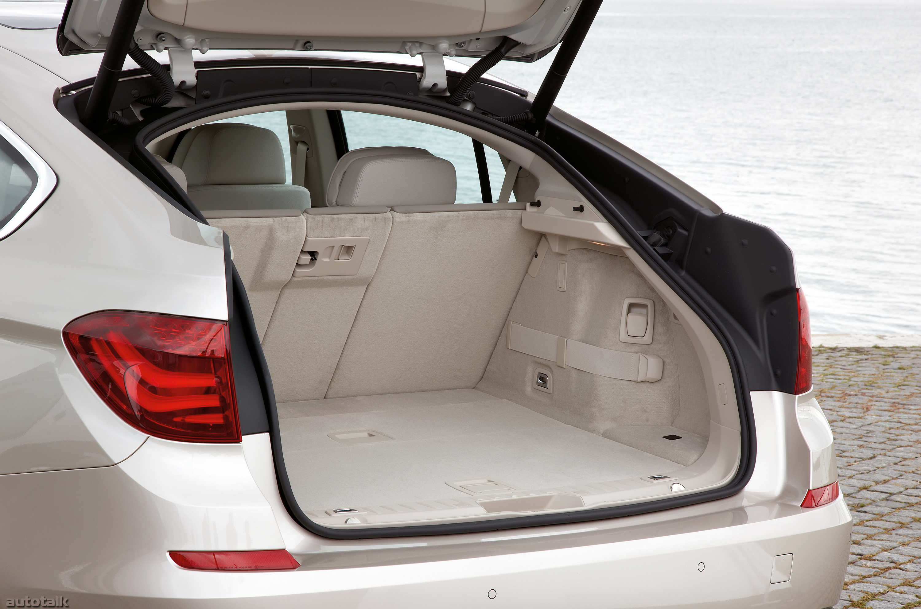 2010 BMW 5 Series GT