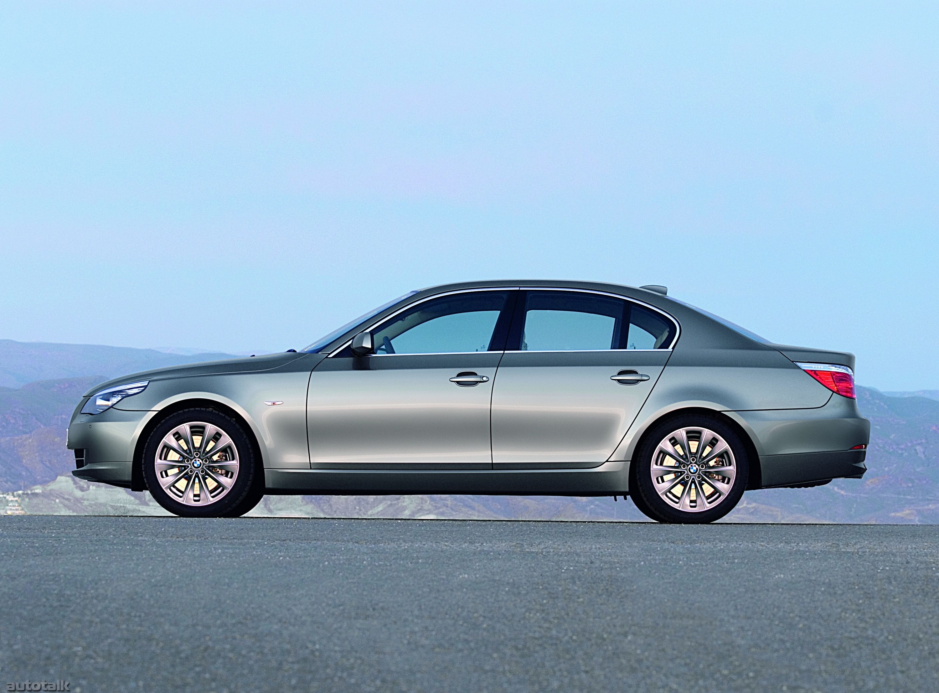 2010 BMW 5 Series Sedan