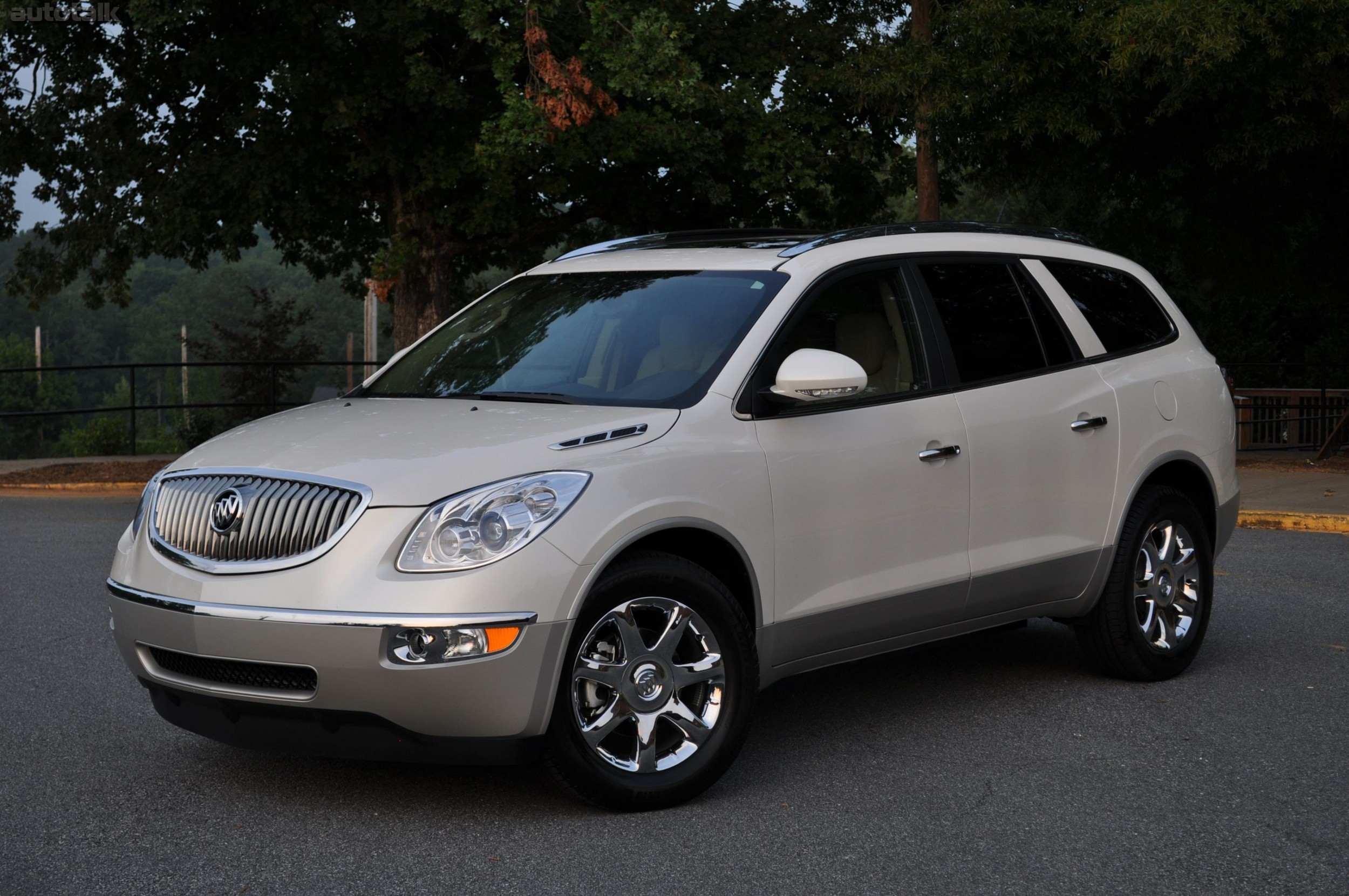 2010 Buick Enclave Review