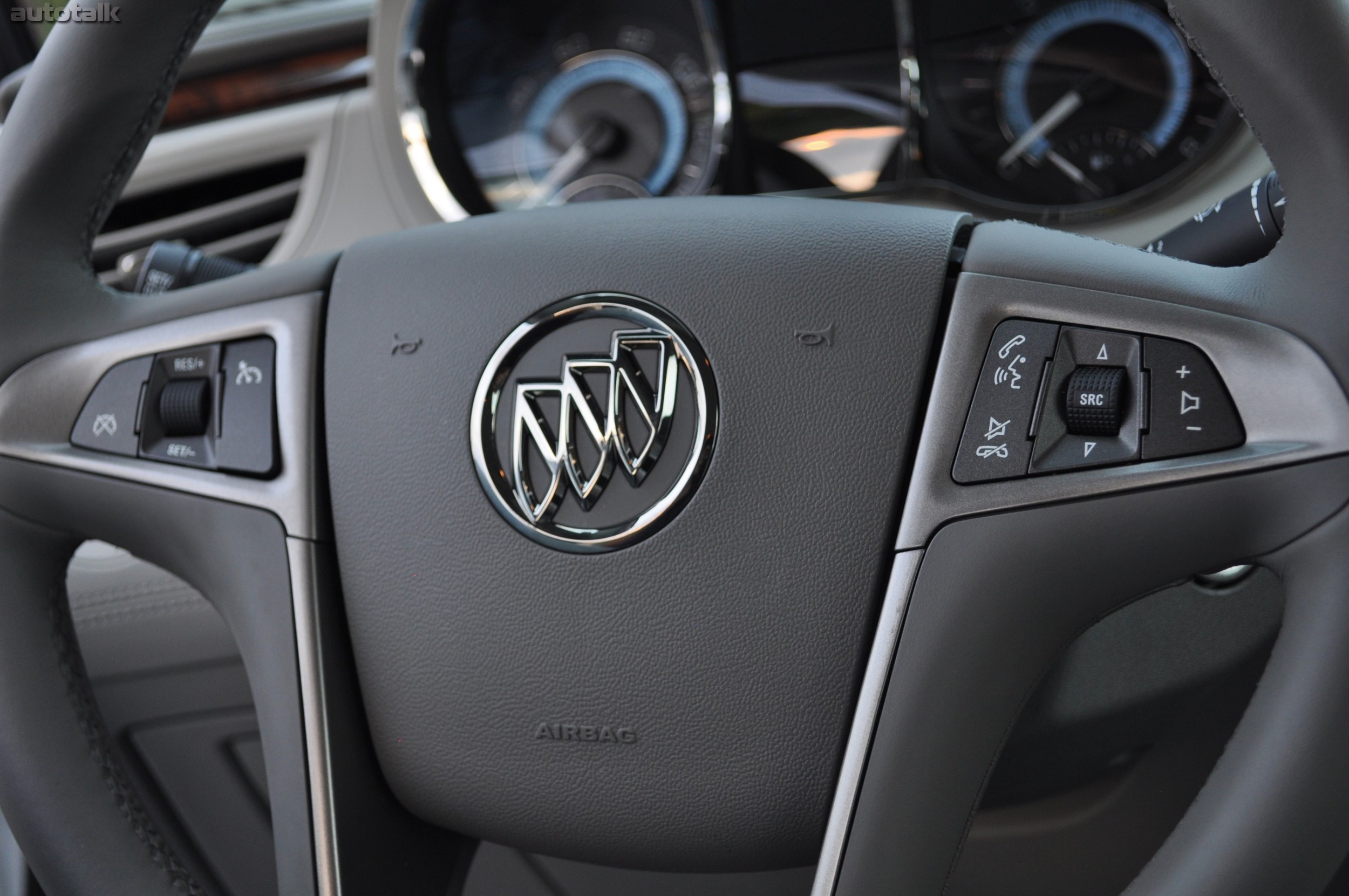 2010 Buick LaCrosse CX Review