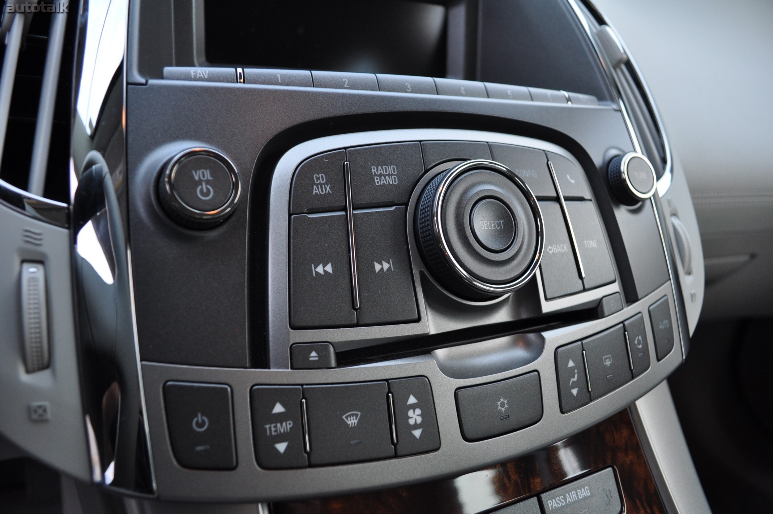 2010 Buick LaCrosse CX Review