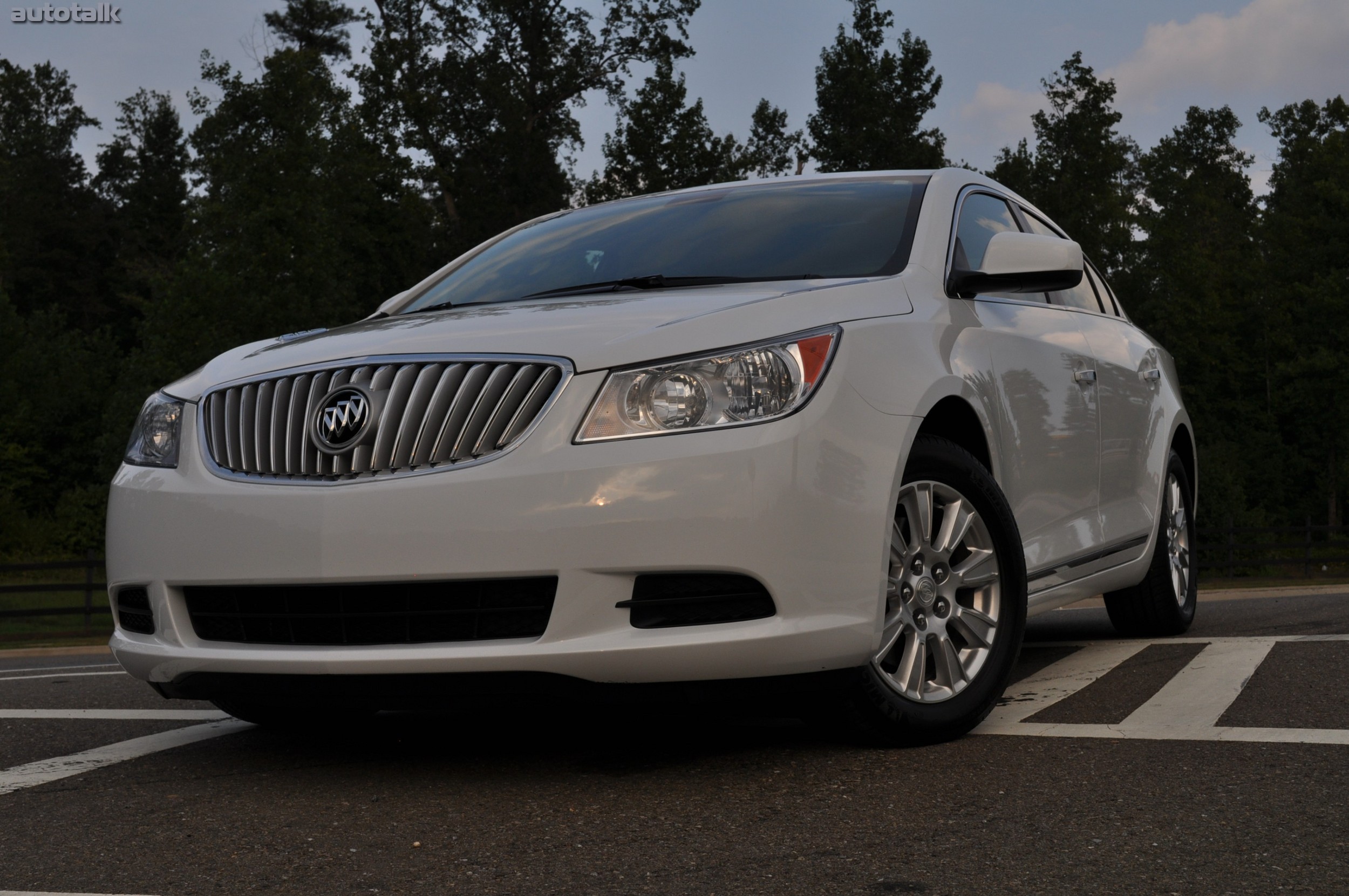 2010 Buick LaCrosse CX Review