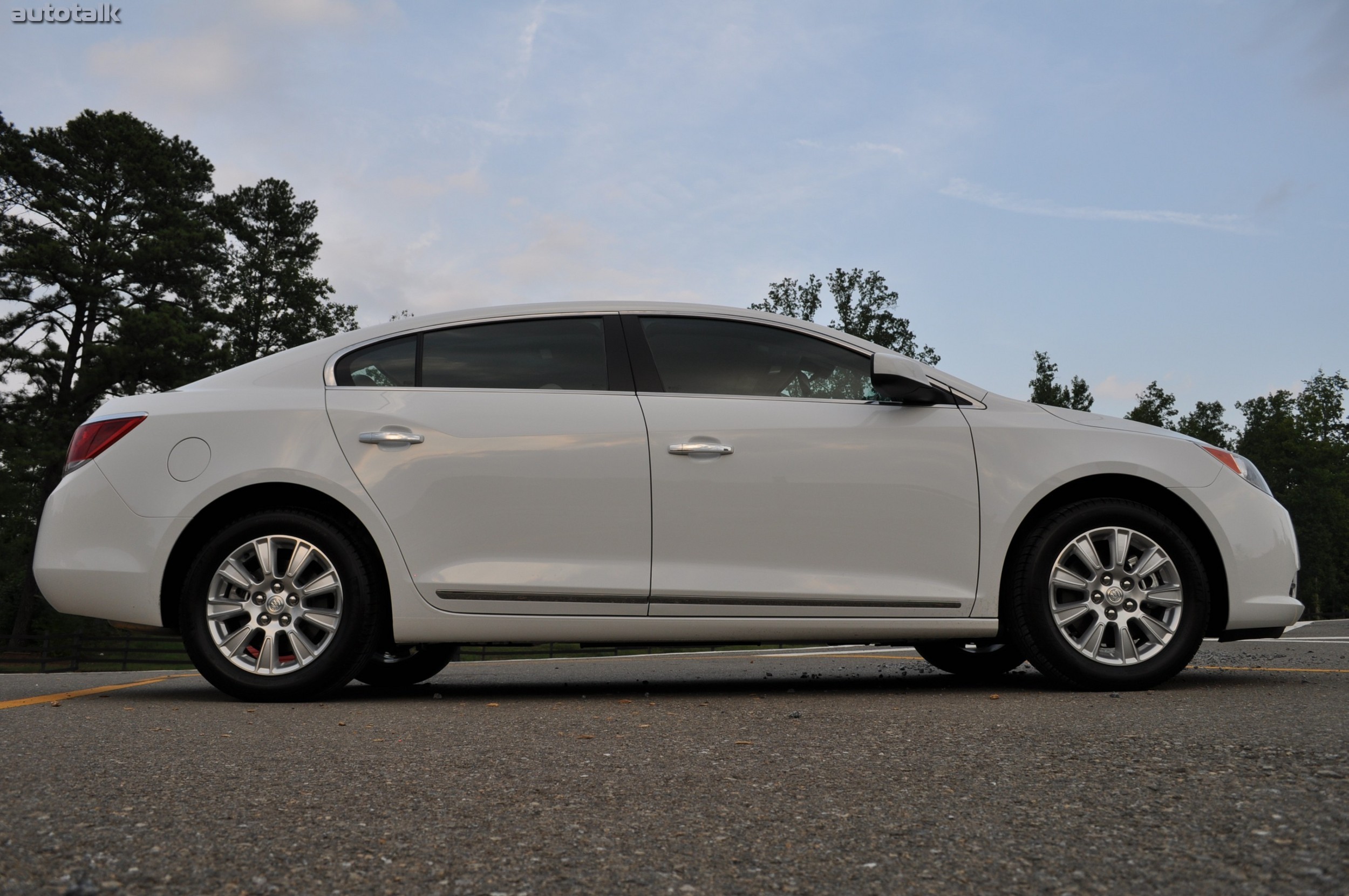 2010 Buick LaCrosse CX Review