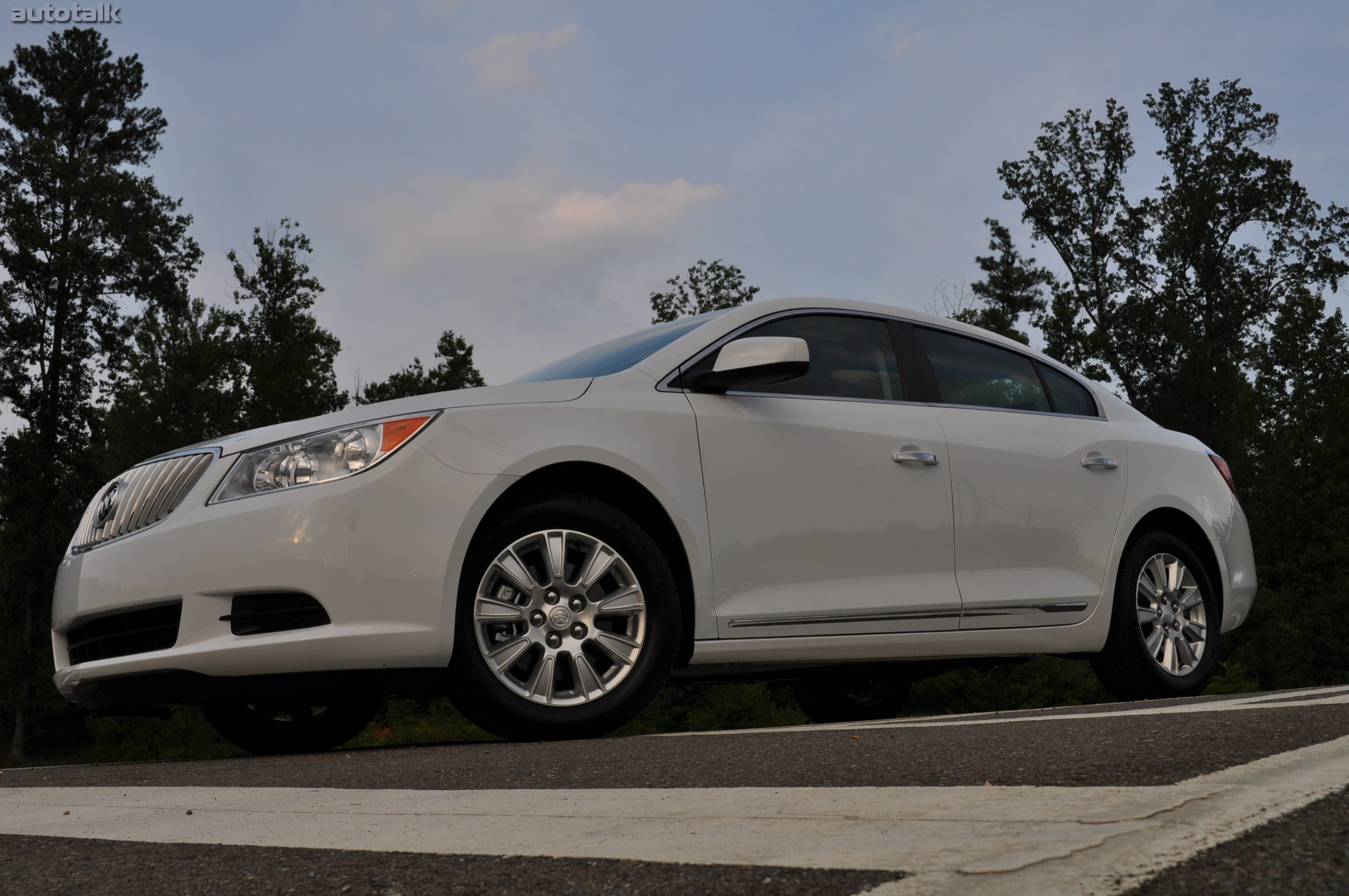2010 Buick LaCrosse CX Review