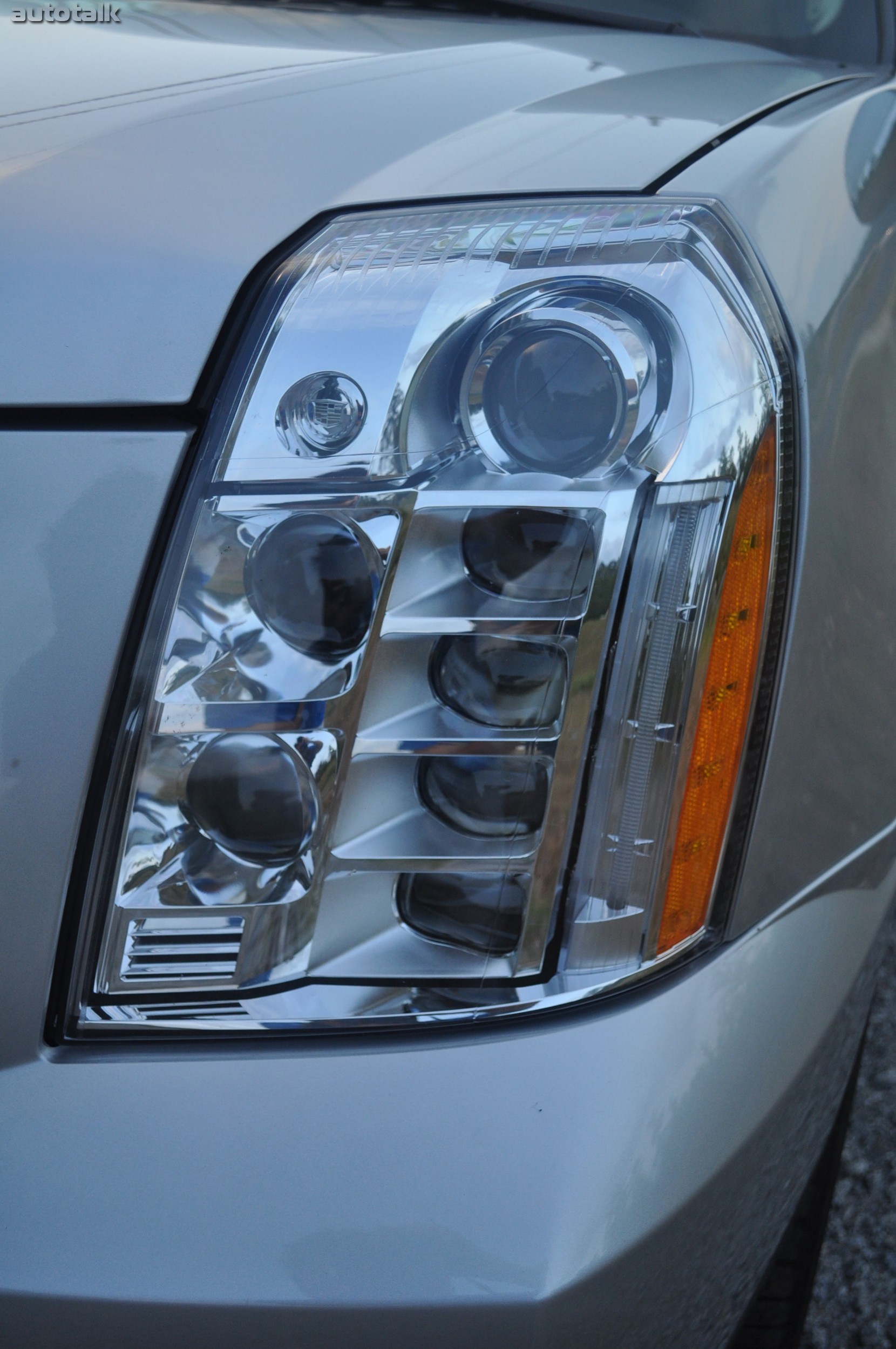 2010 Cadillac Escalade Hybrid Review