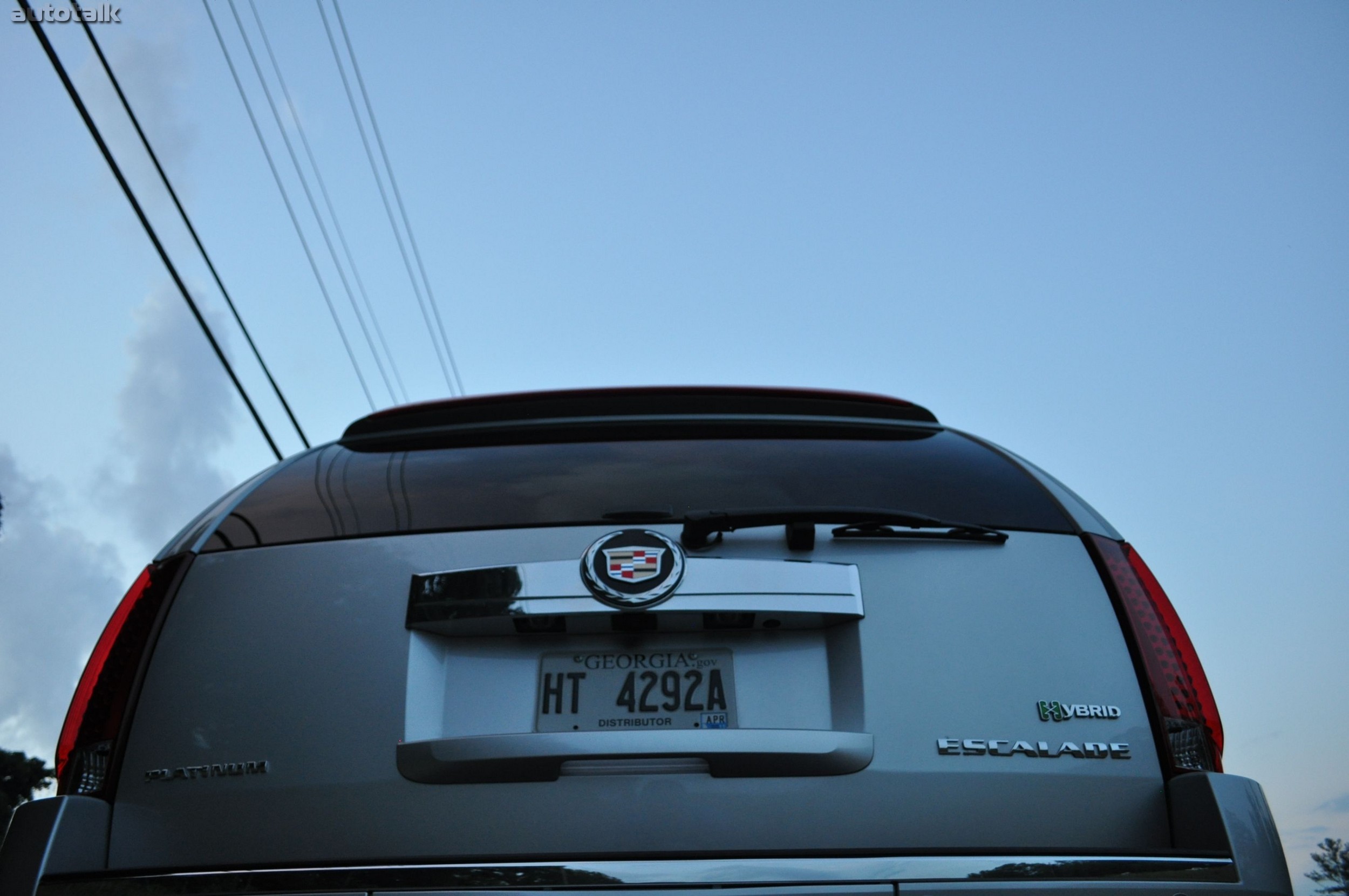 2010 Cadillac Escalade Hybrid Review