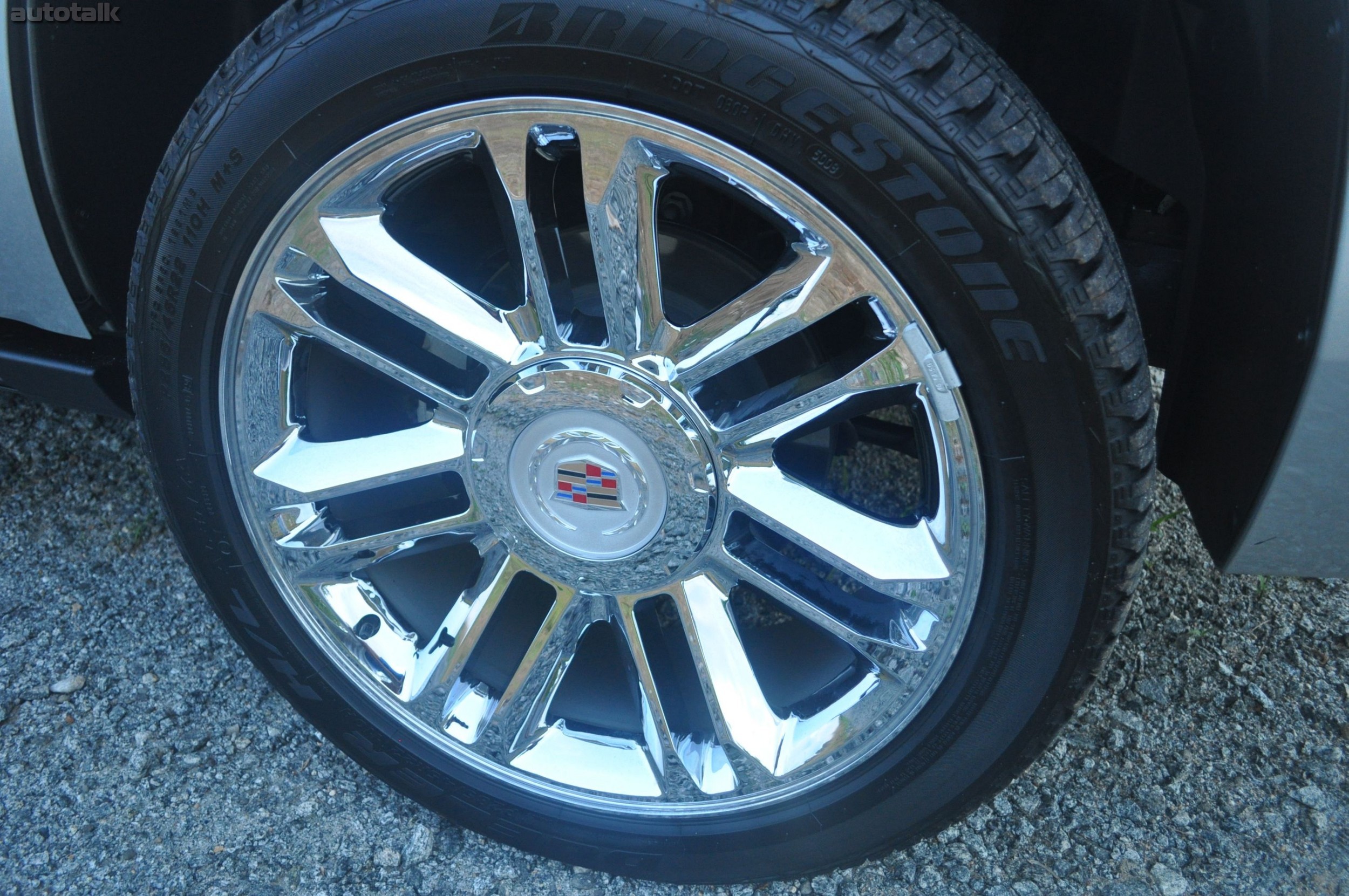 2010 Cadillac Escalade Hybrid Review