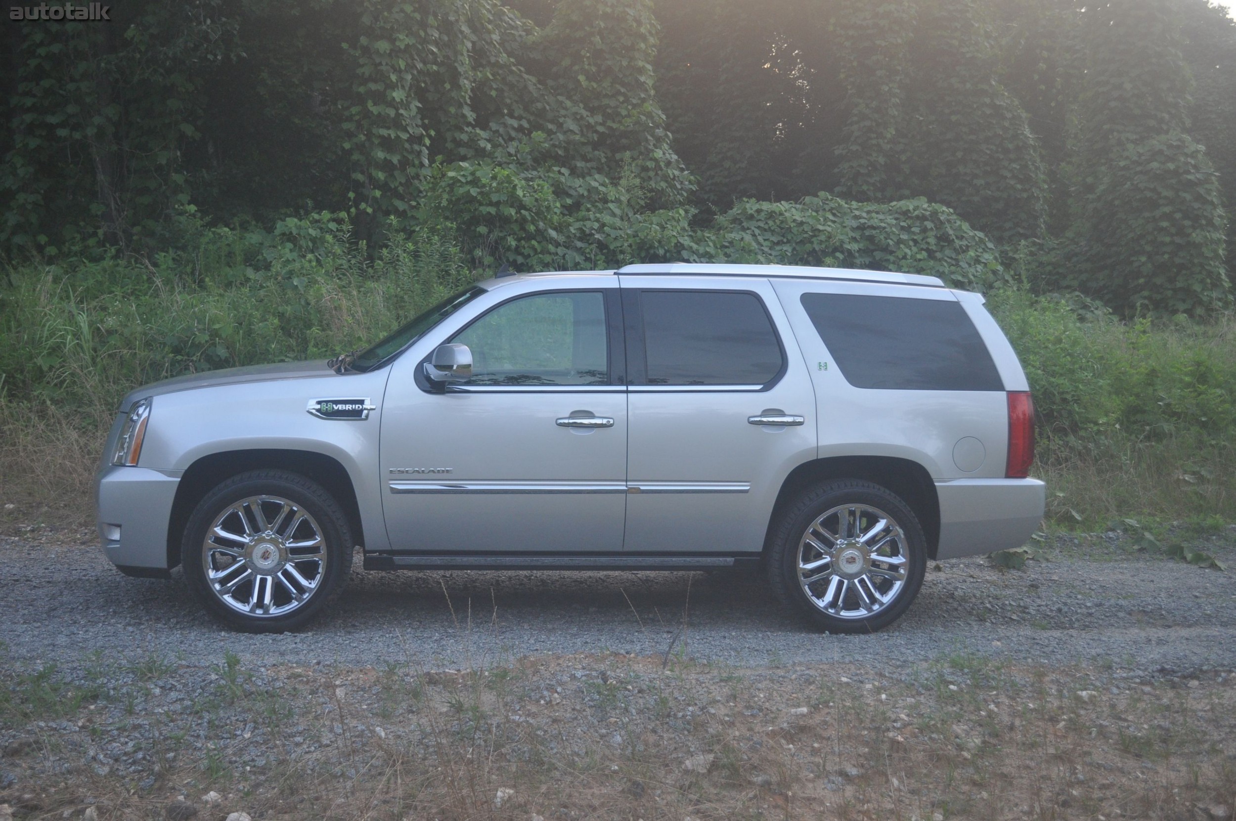 2010 Cadillac Escalade Hybrid Review