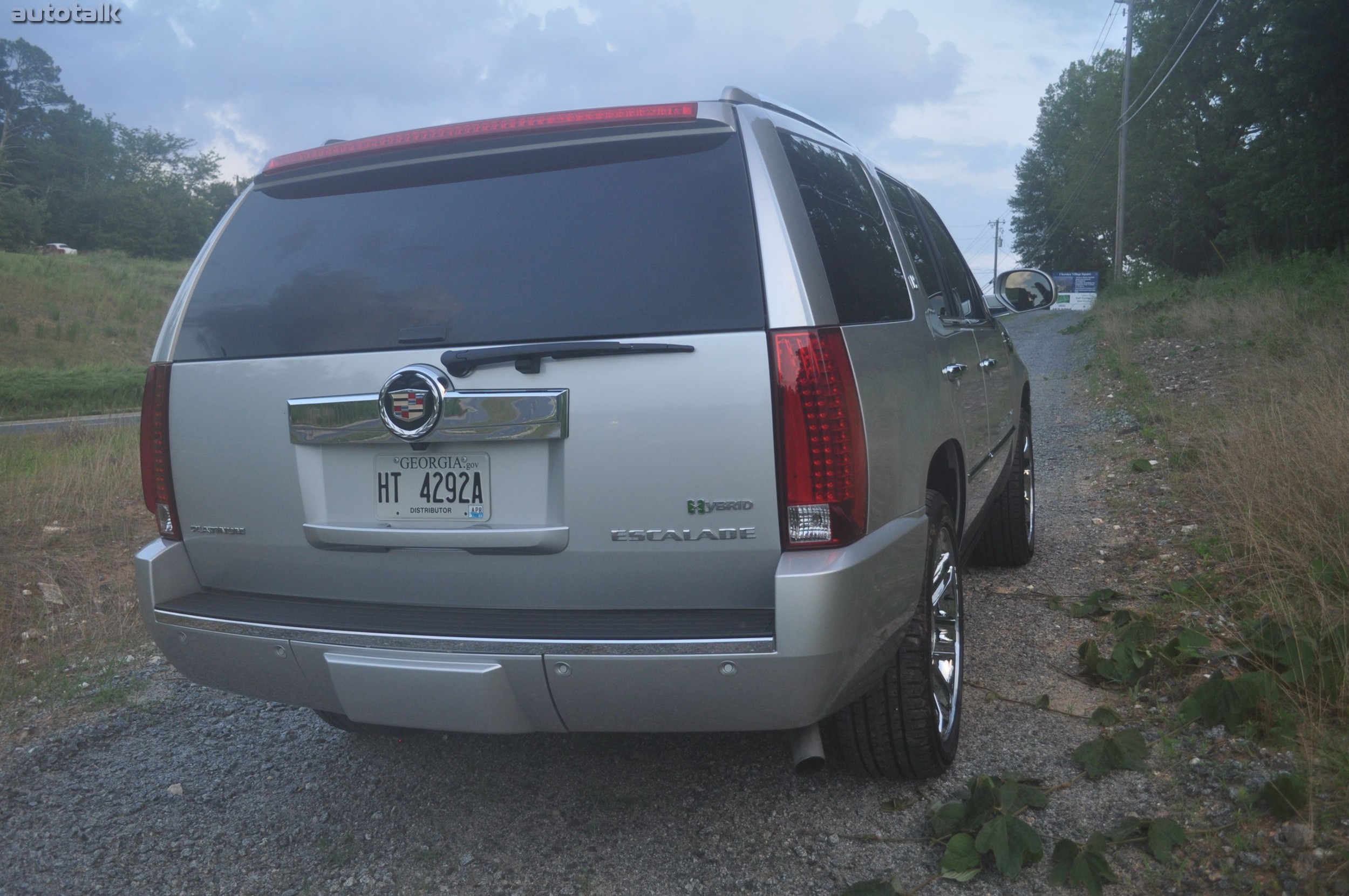2010 Cadillac Escalade Hybrid Review