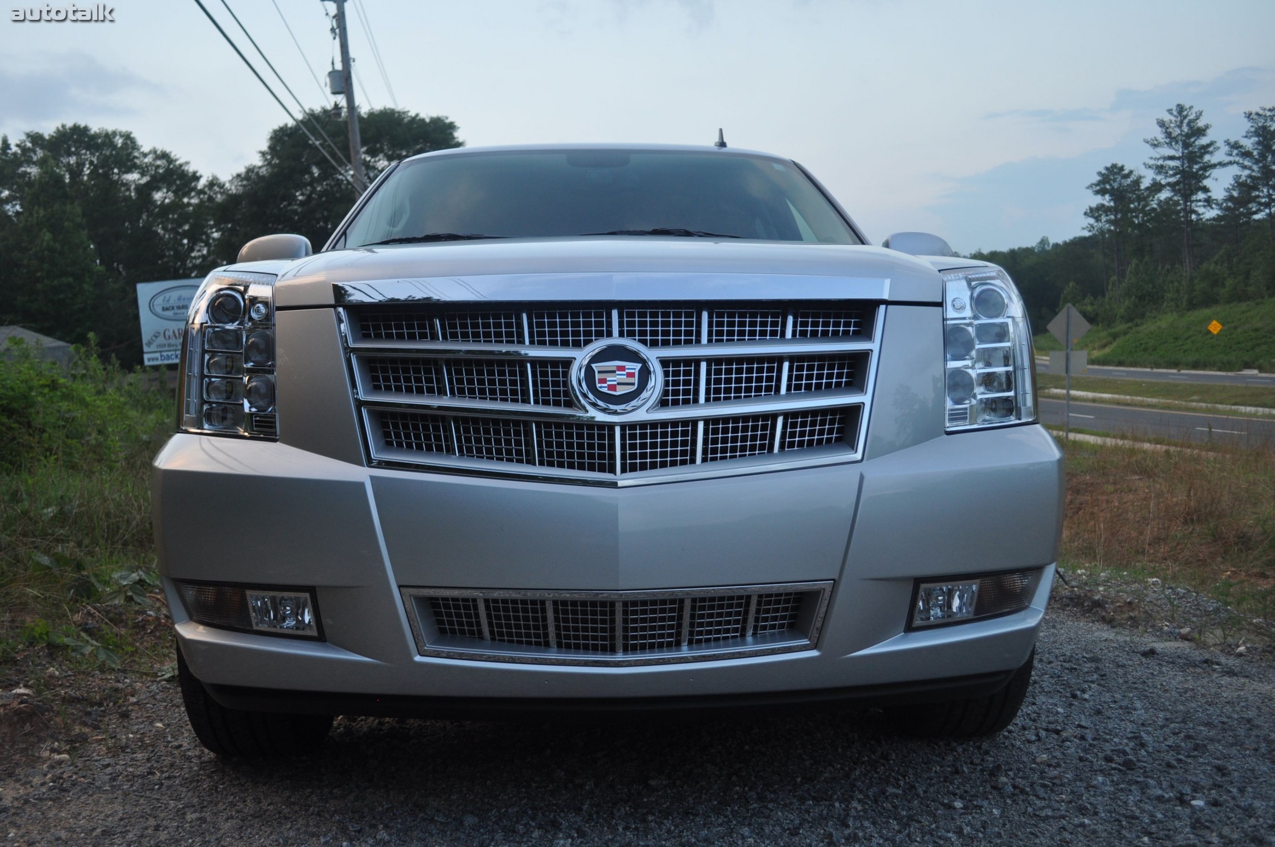 2010 Cadillac Escalade Hybrid Review