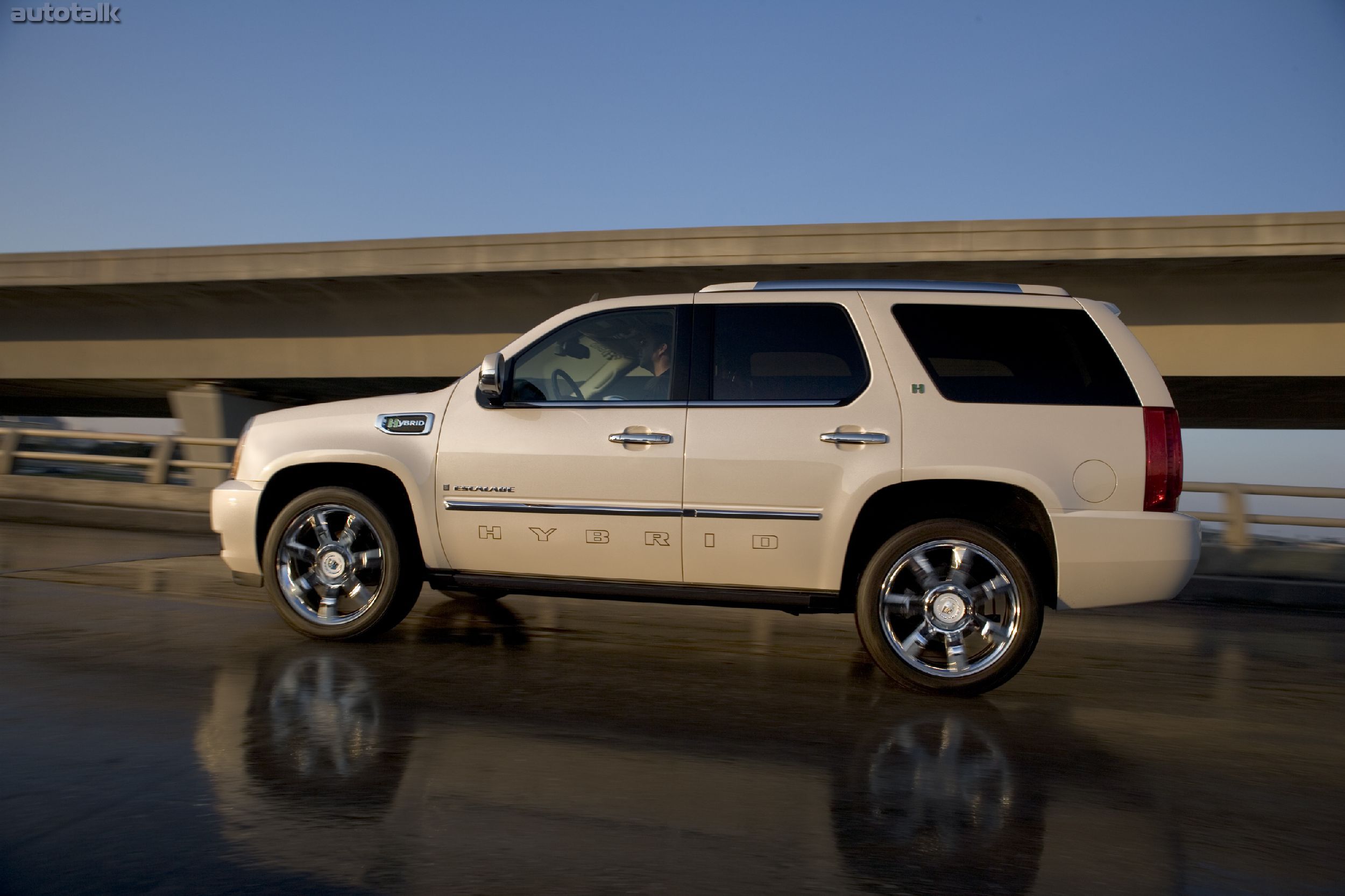 2010 Cadillac Escalade Hybrid