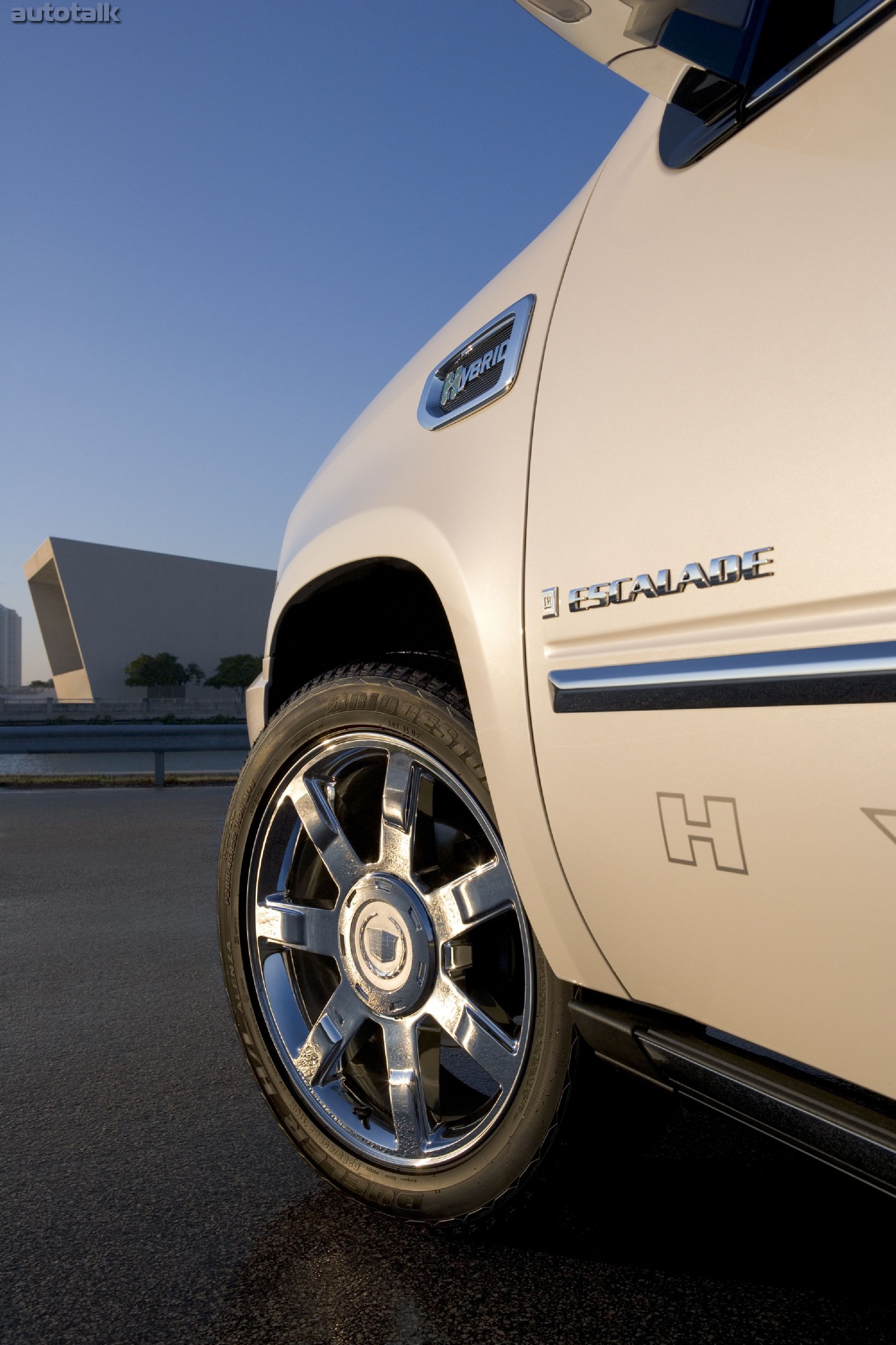 2010 Cadillac Escalade Hybrid