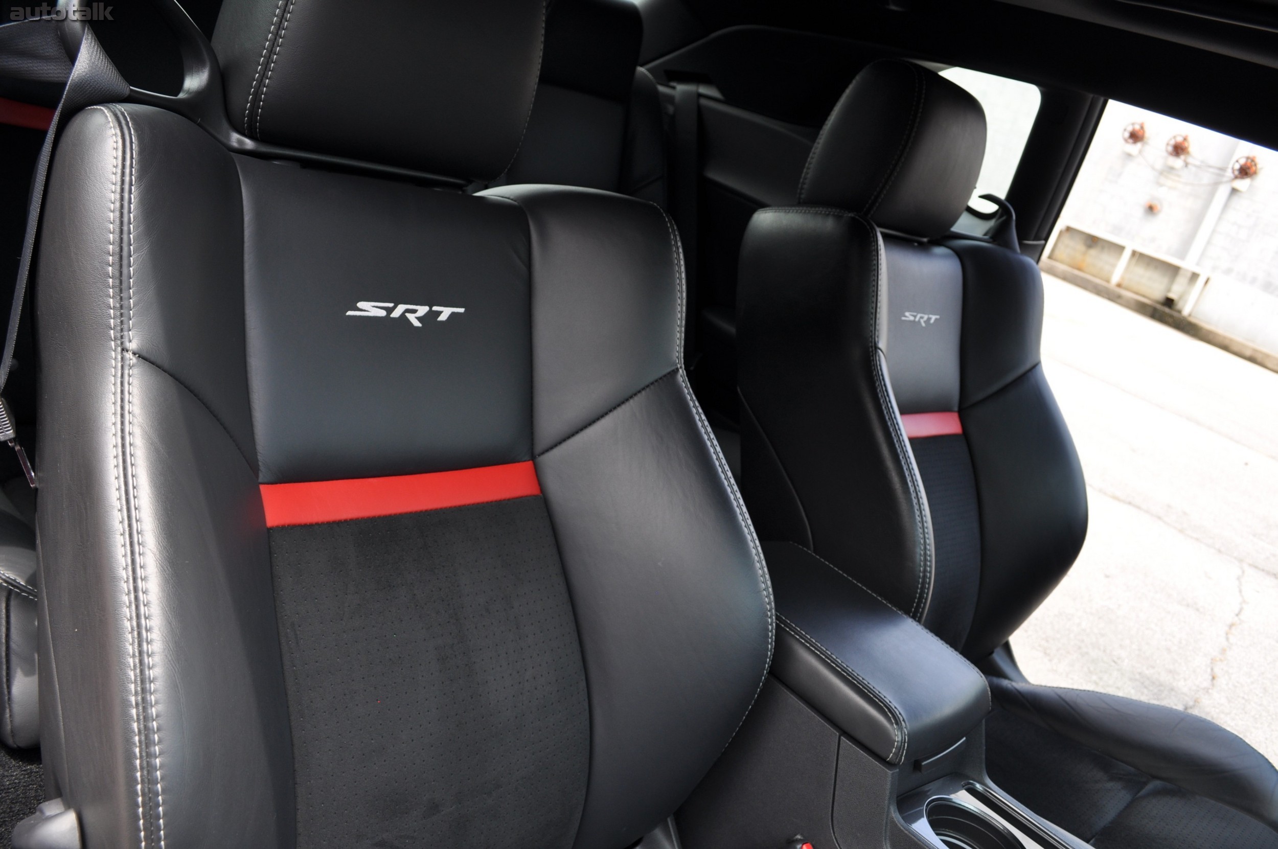 2010 Dodge Challenger SRT8 Review