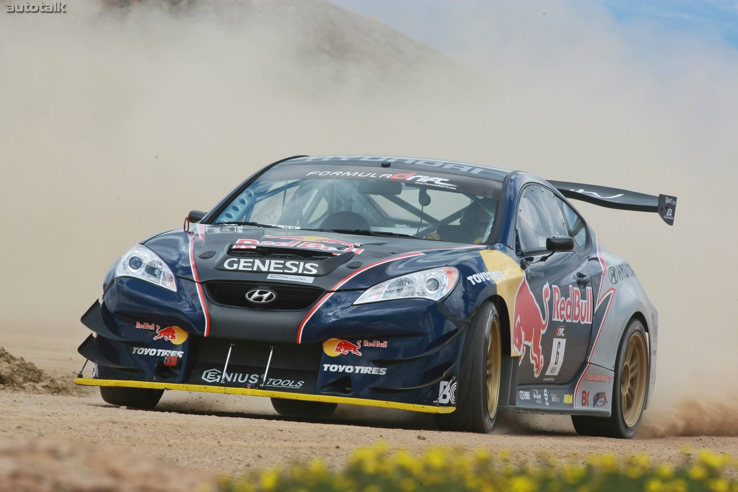 масло спортивное автомобильное. Genesis racing 5w-50. Genesis race. Genesis race. Lukoil racing 5w-50.