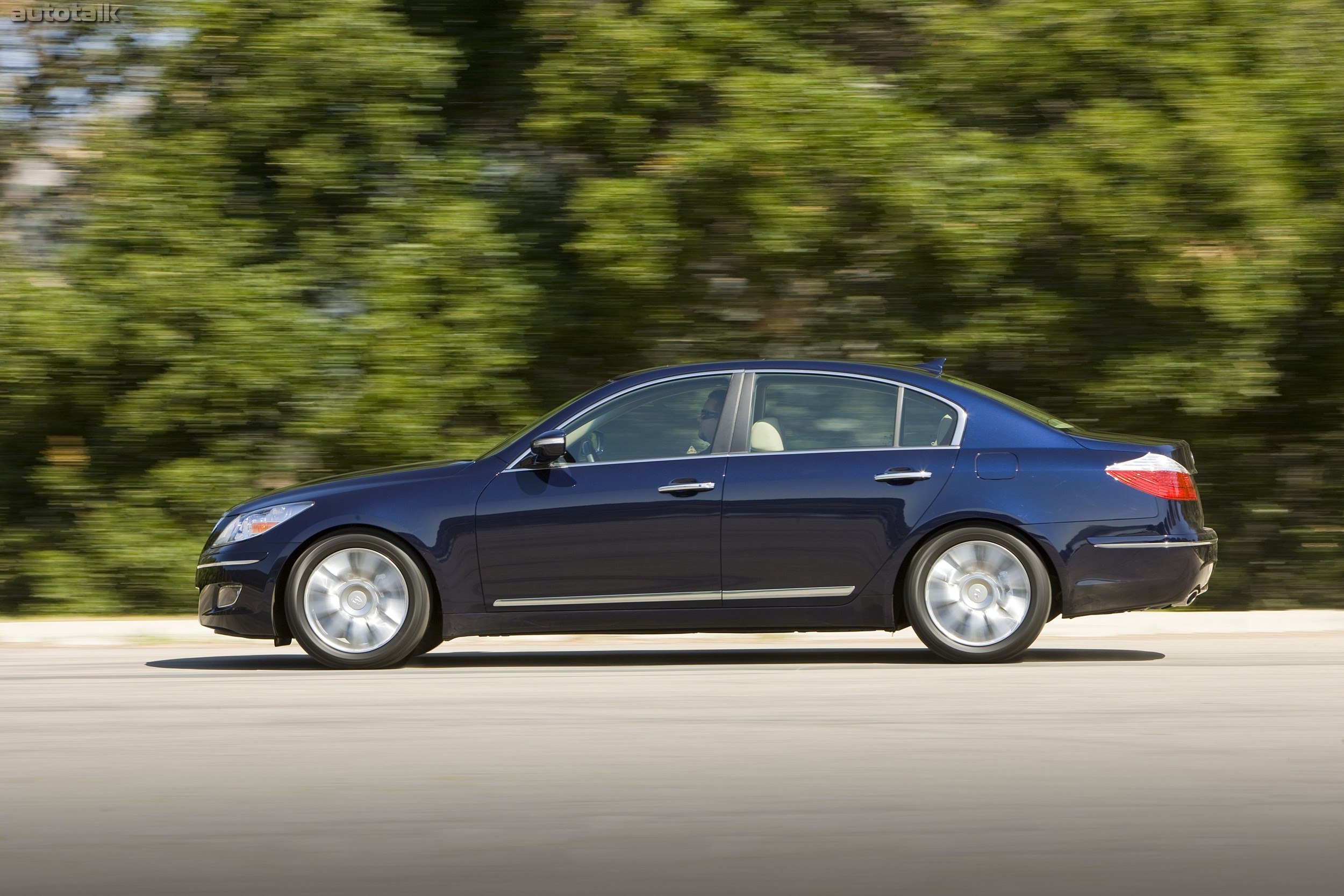 2010 Hyundai Genesis