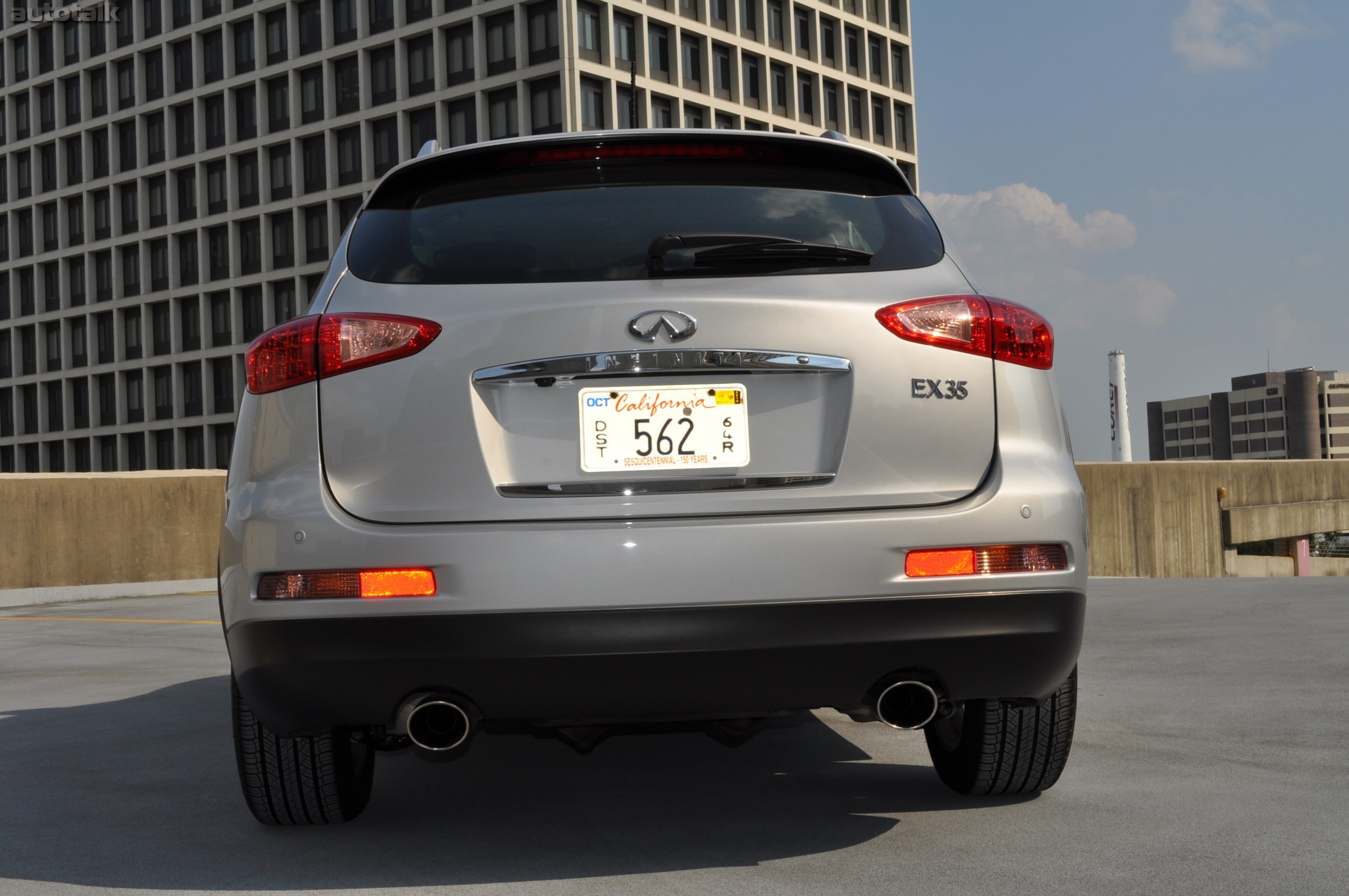 2010 Infiniti EX35 Review