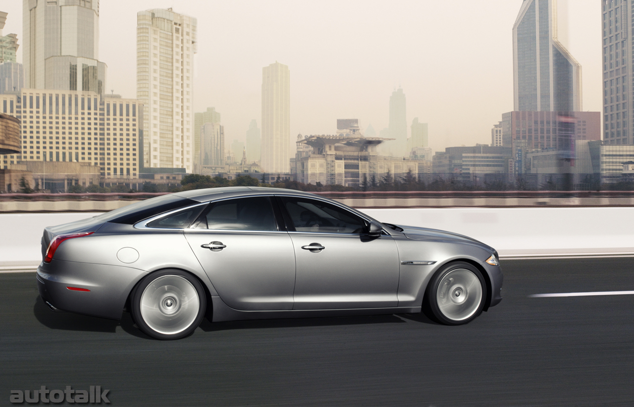 2010 Jaguar XJ
