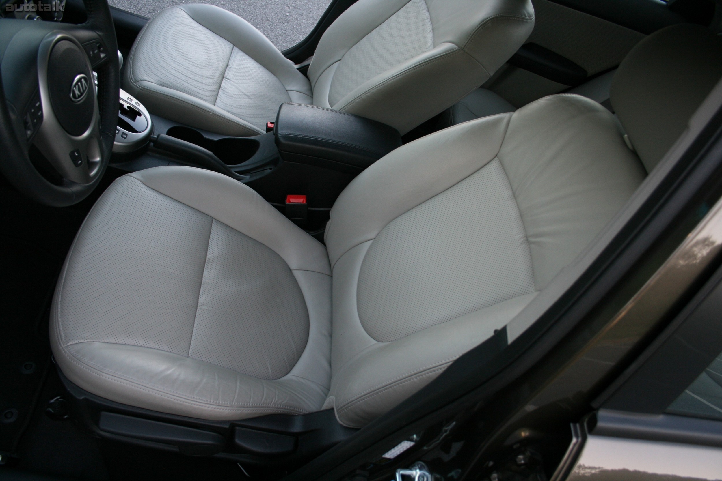 2010 Kia Forte Review