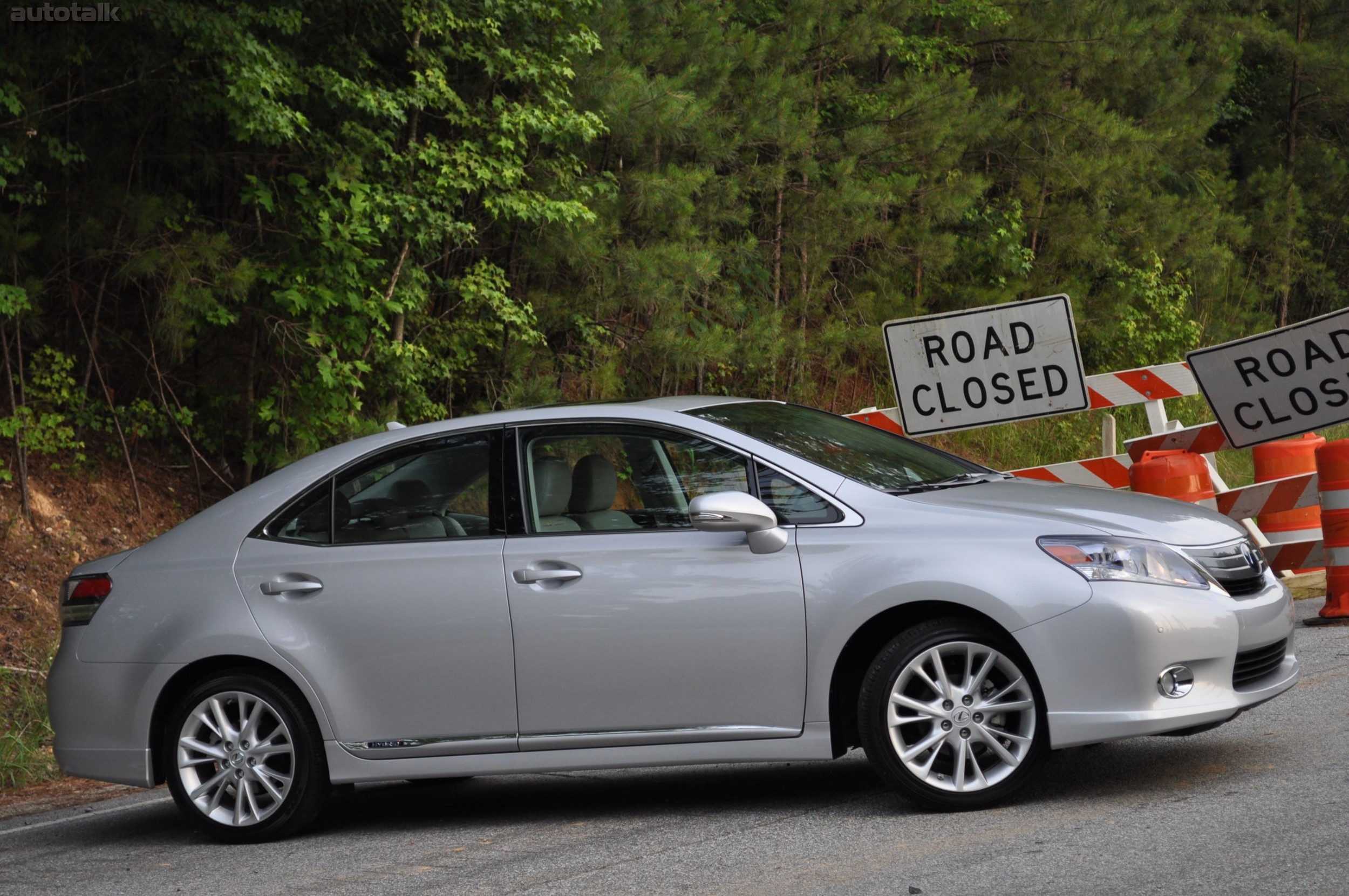 2010 Lexus HS 250h Review