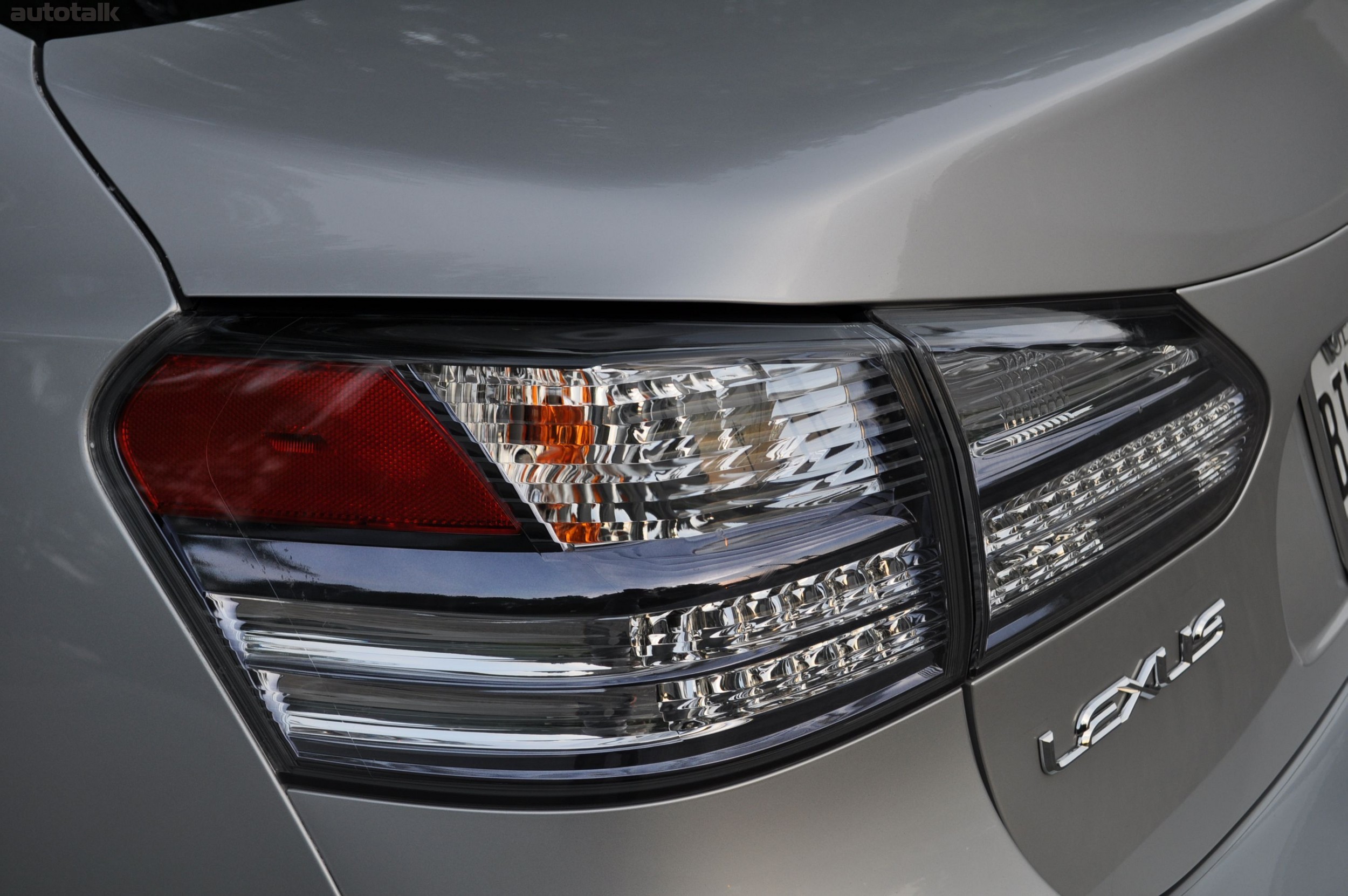 2010 Lexus HS 250h Review