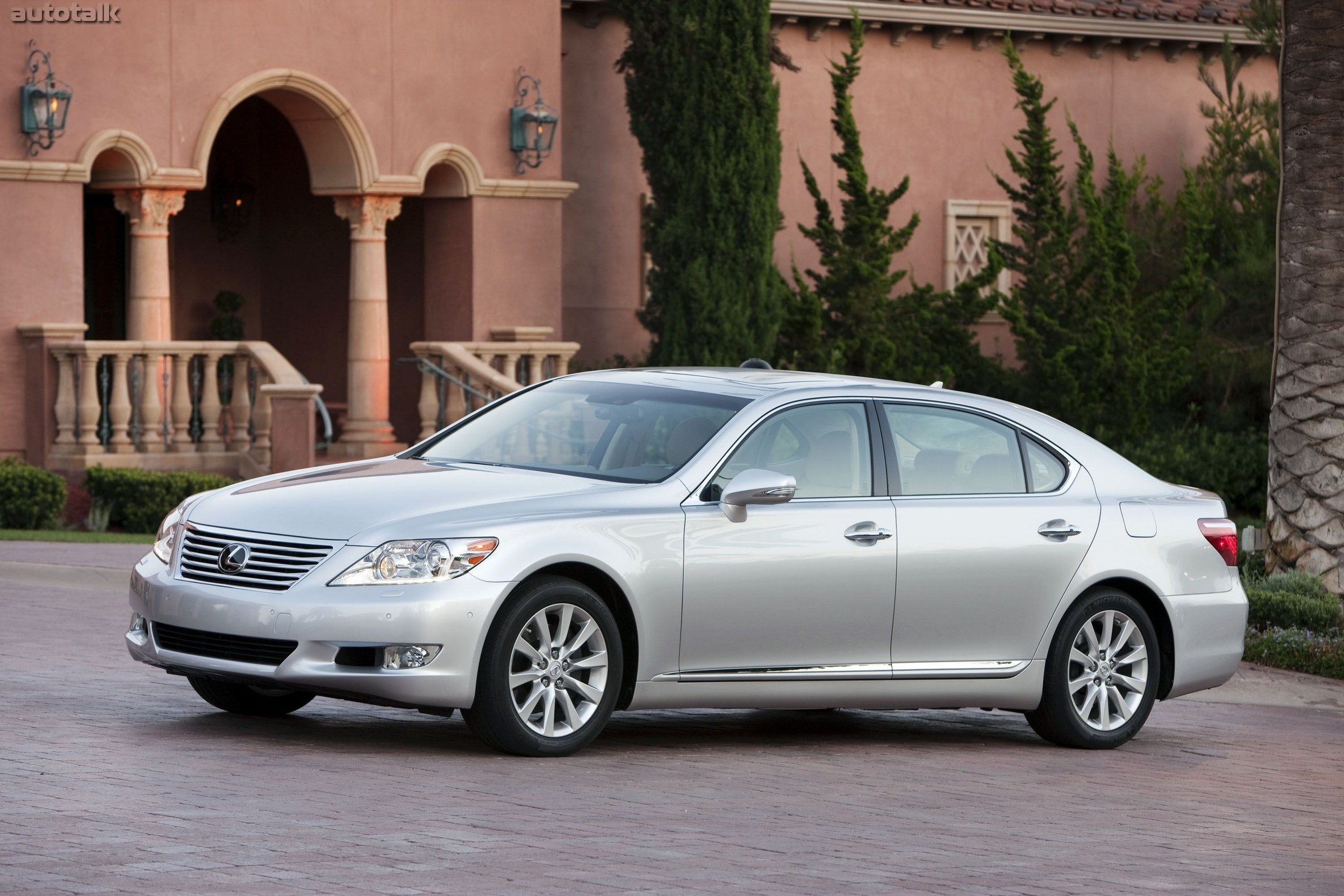 2010 Lexus LS 460 L