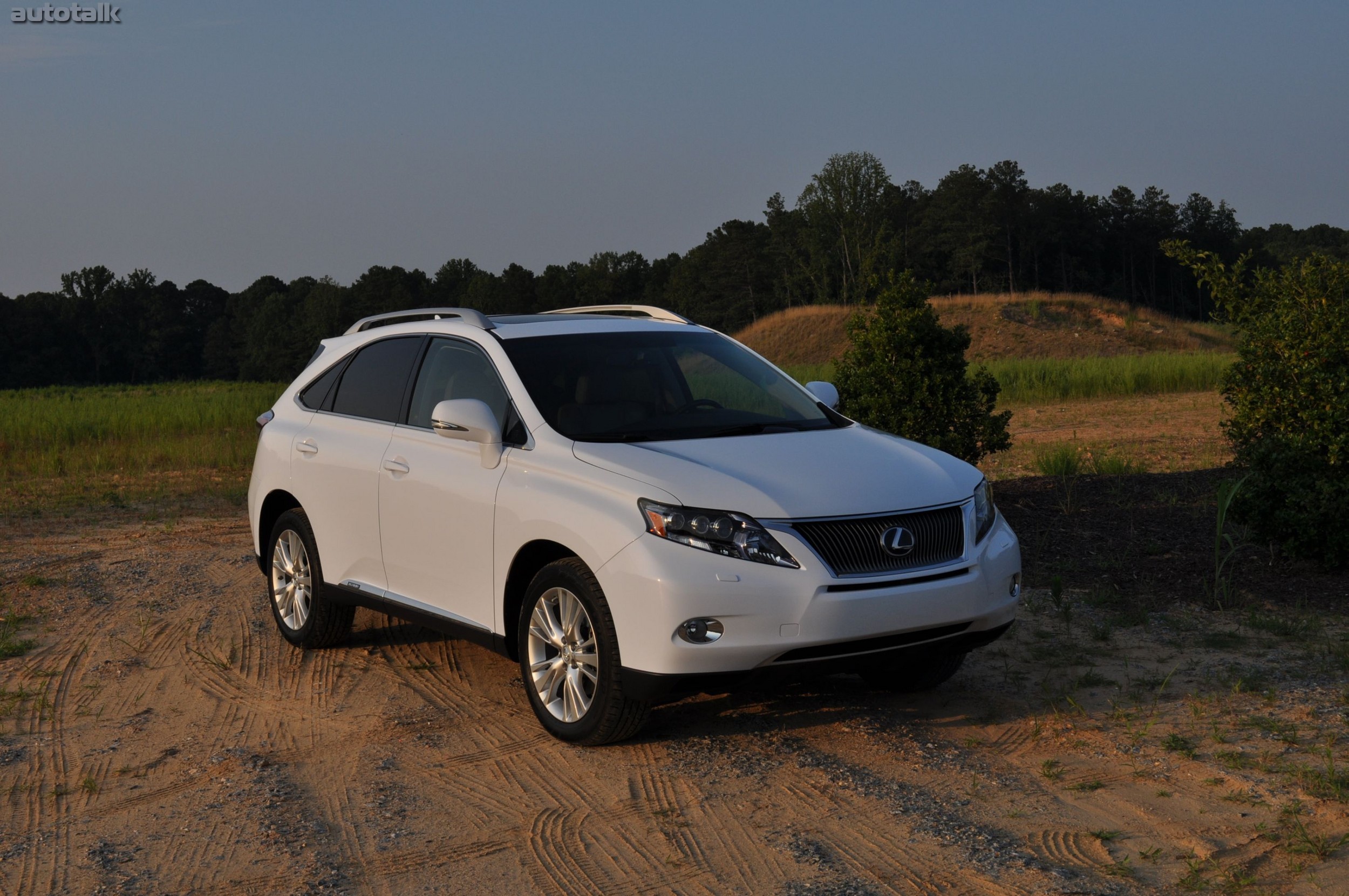 2010 Lexus RX450h Review