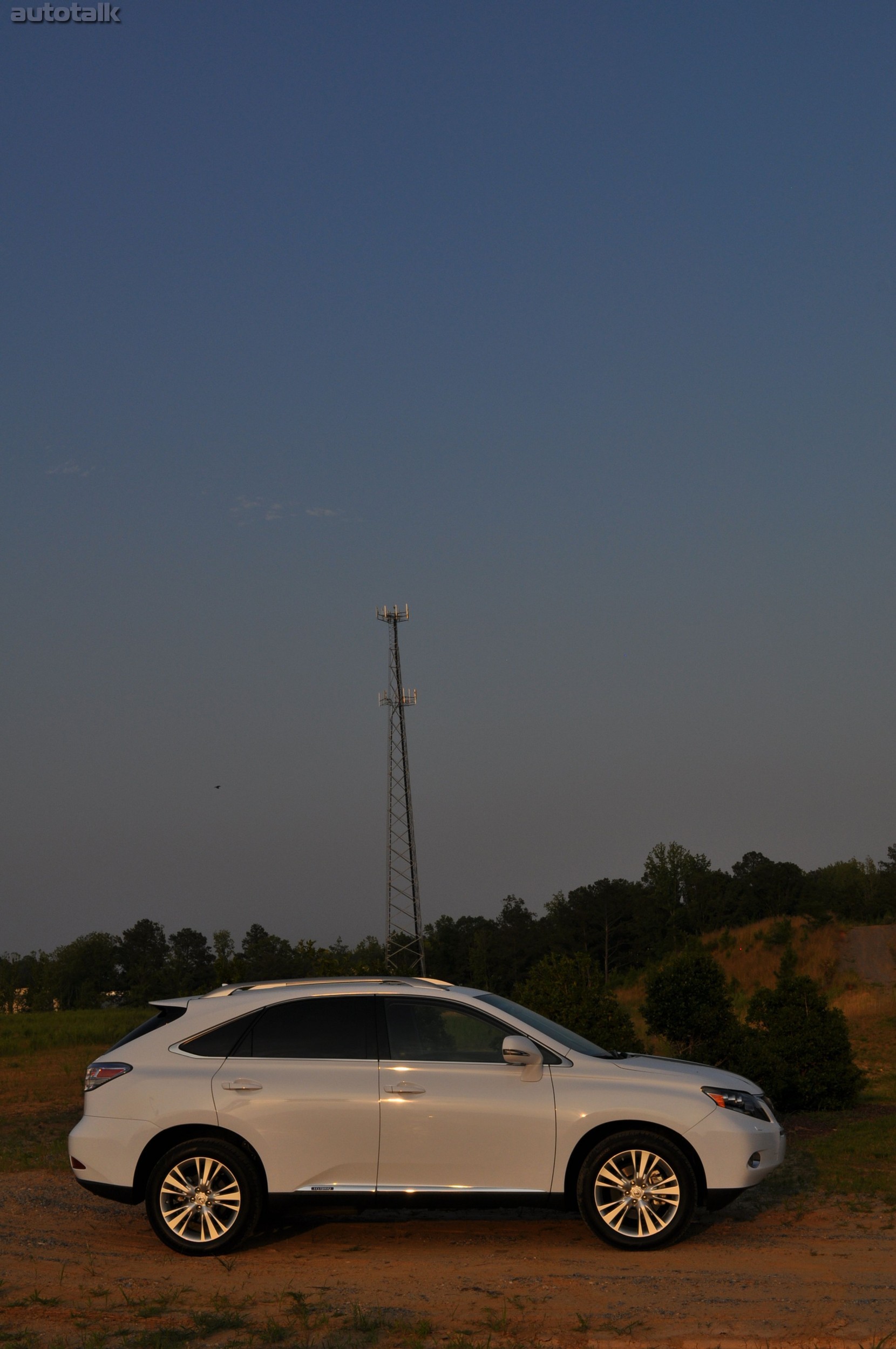 2010 Lexus RX450h Review